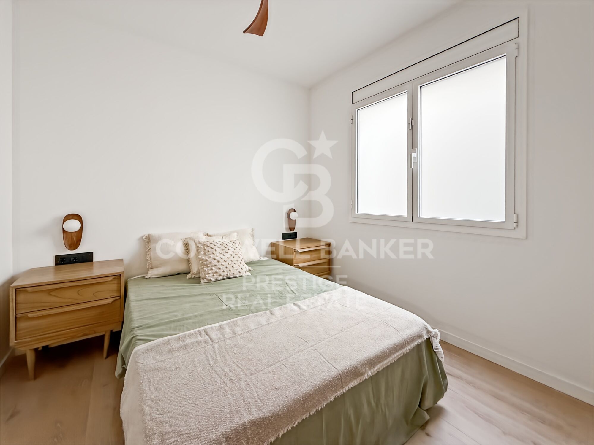 Sant Gervasi: 3 Double Bedrooms, 3 Bathrooms, Terrace & Optional Parking