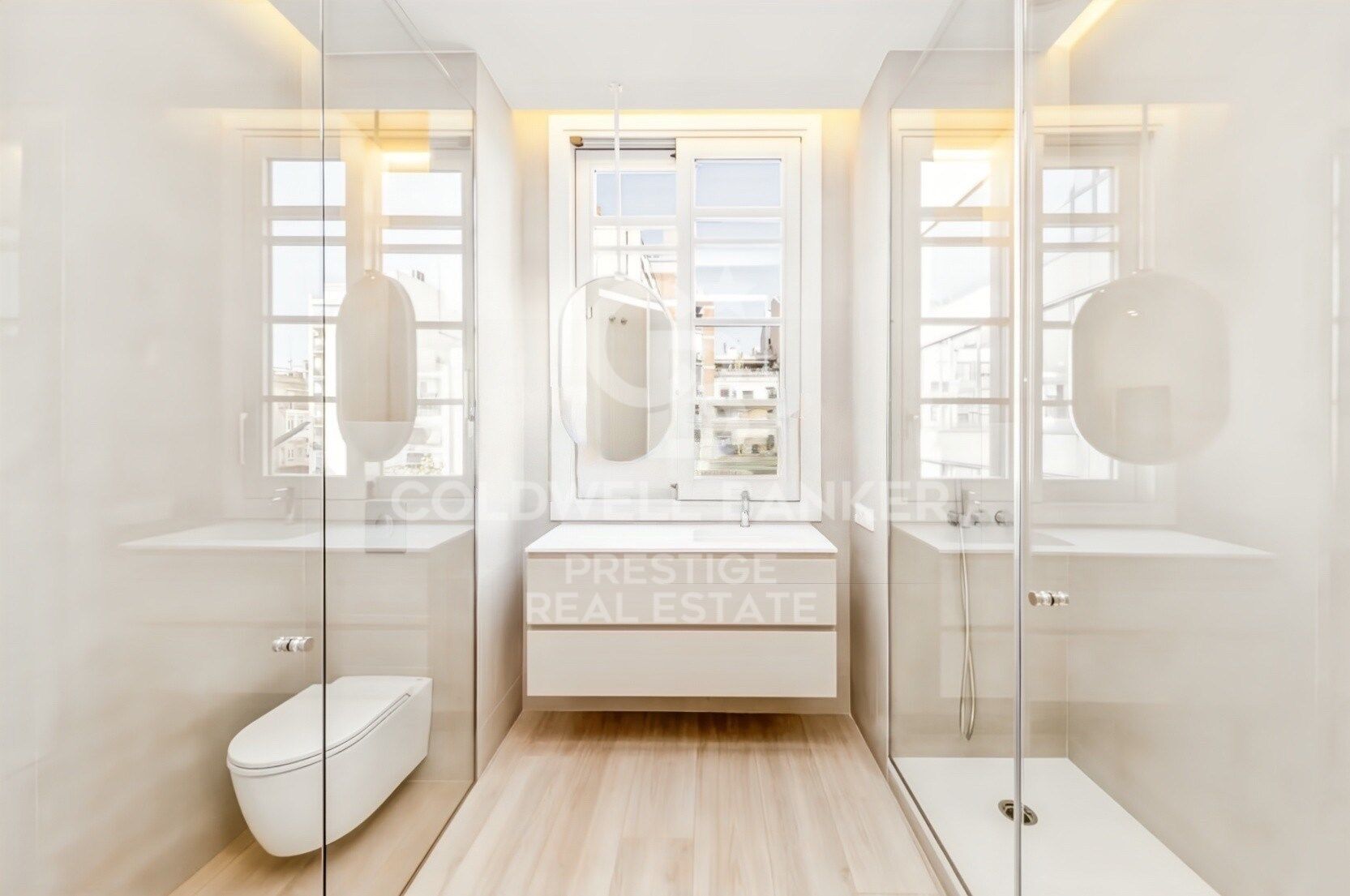 Élégant appartement rénové a neuf de 140 m² dans l'axe piétonnier de Consell de Cent | Quadrat d'Or