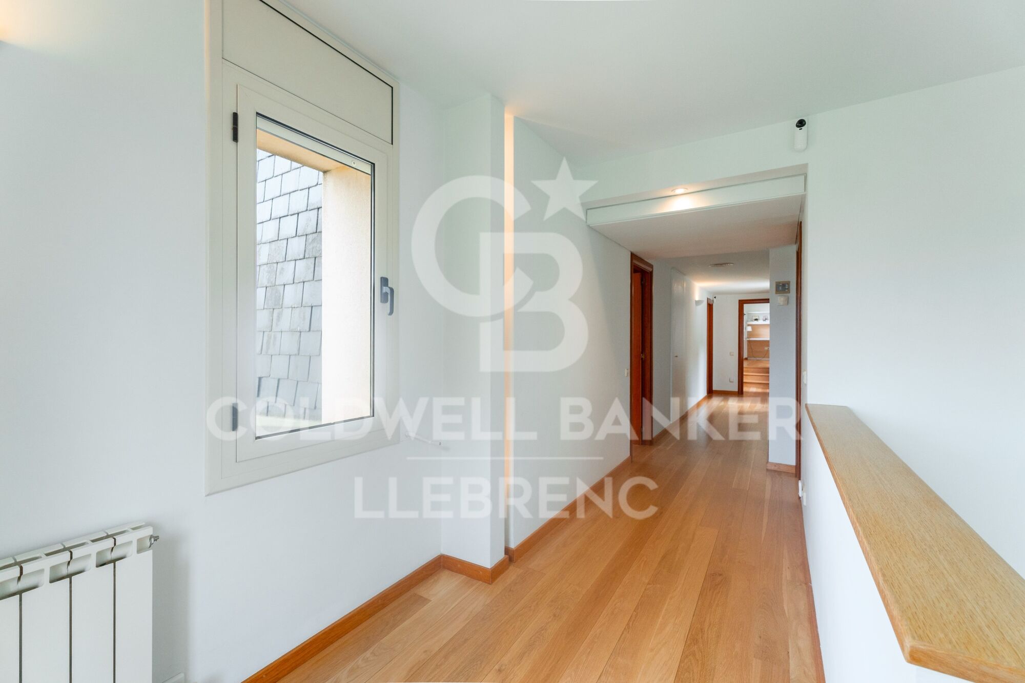 Espectacular casa en venta y alquiler en Vallvidrera con jardín y piscina