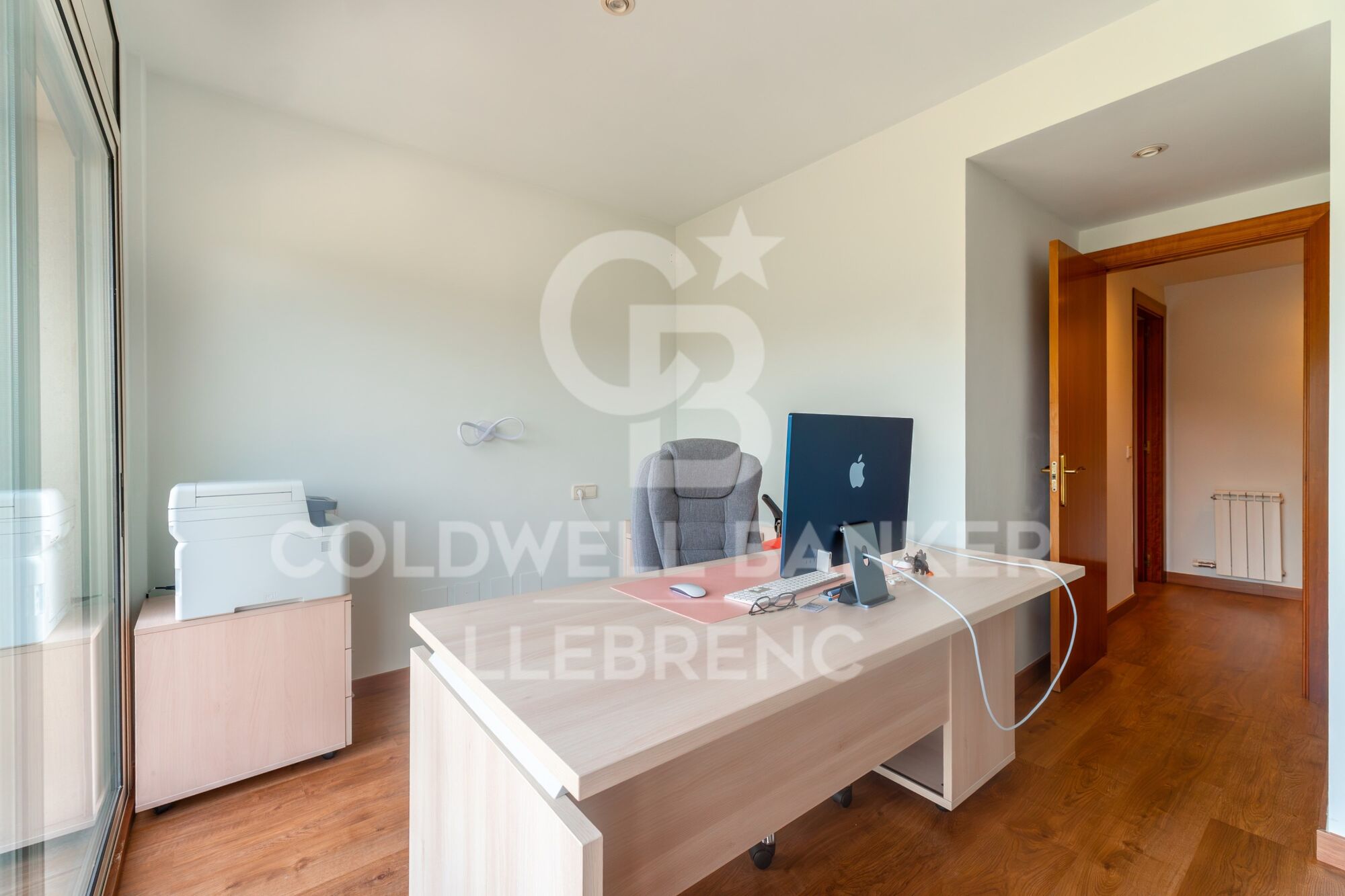 Espectacular casa en venta y alquiler en Vallvidrera con jardín y piscina