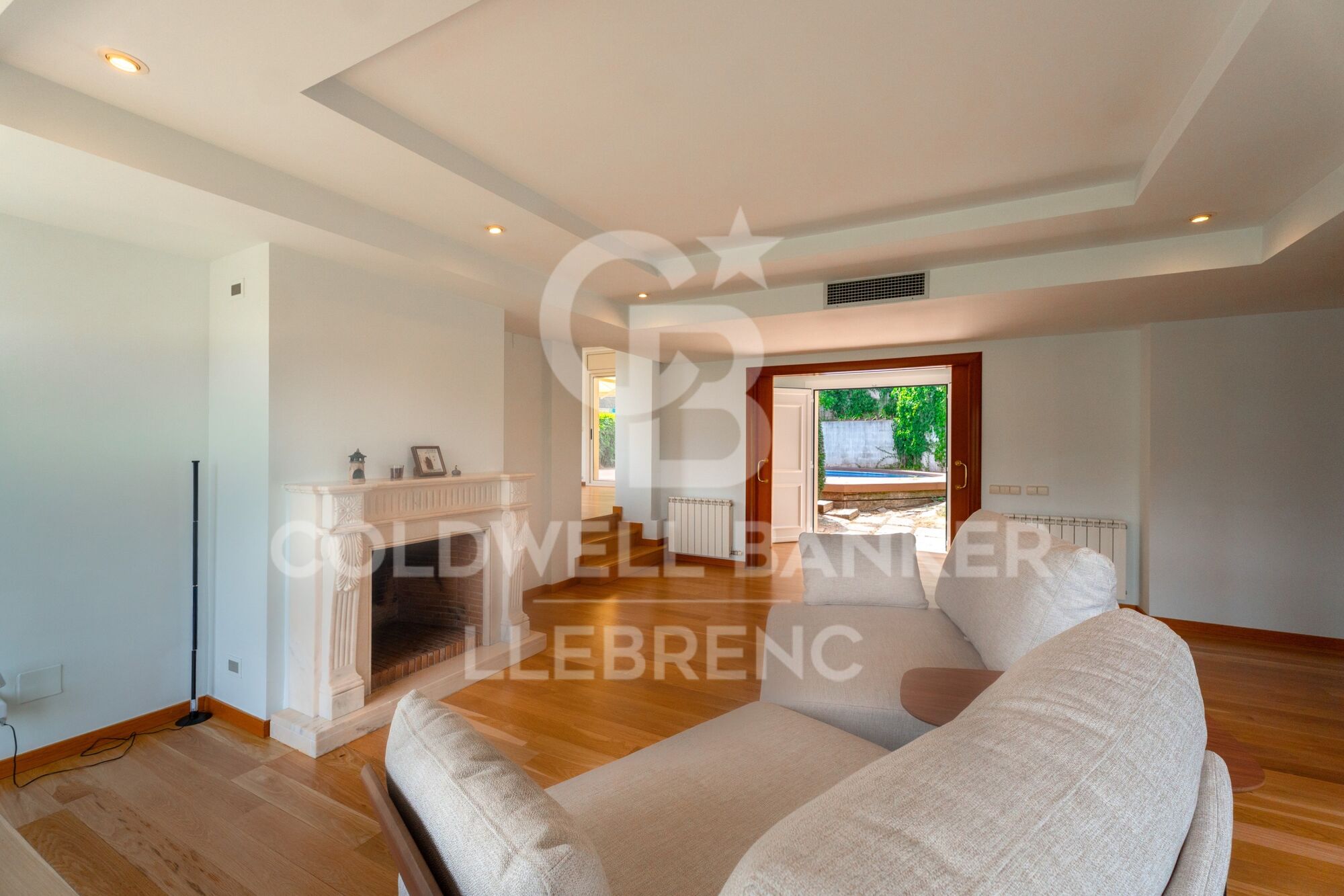 Maison spectaculaire à vendre à Vallvidrera avec jardin et piscine