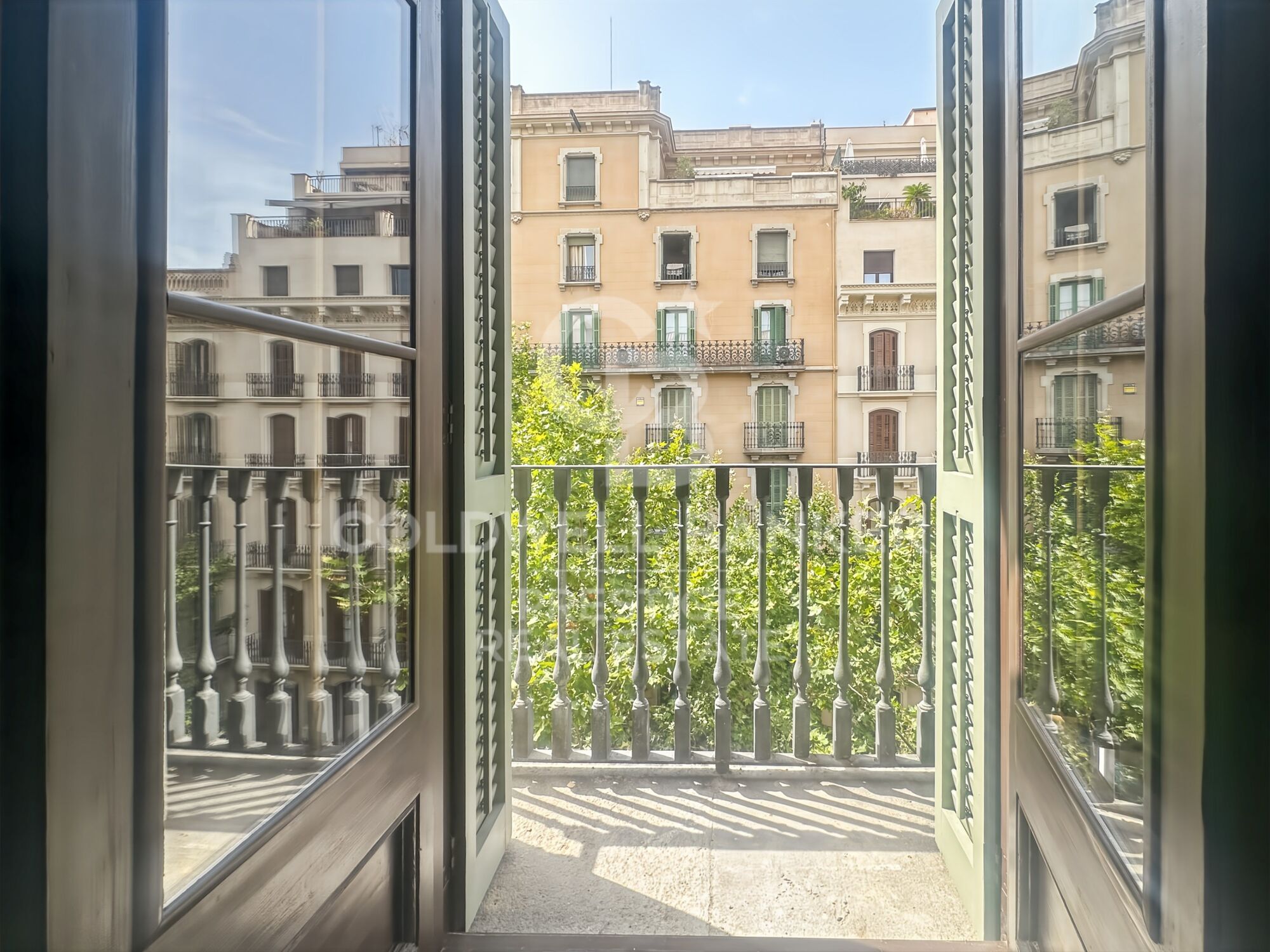 Exclusiva propiedad señorial de 228 m² reformada en Eixample (Diputació / Bruc)