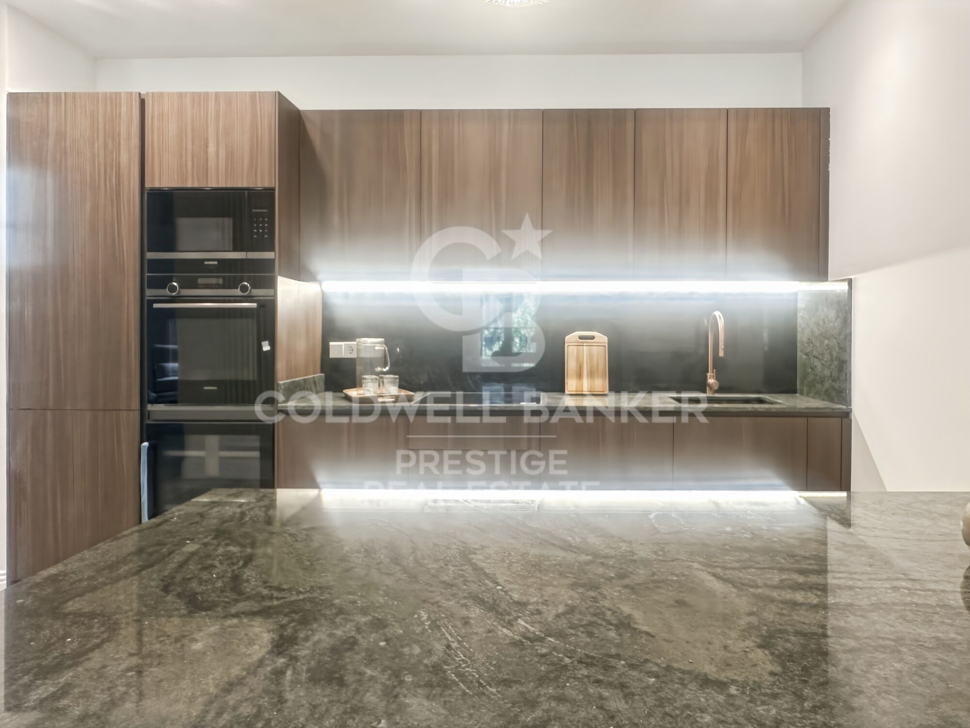 Exclusive 228 sqm Renovated Period Property in Eixample (Diputació / Bruc)