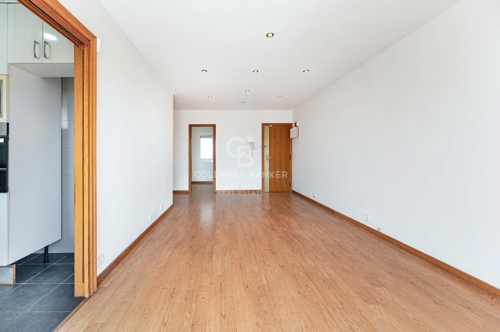 Duplex Penthouse with Two Terraces in Vila de Gràcia