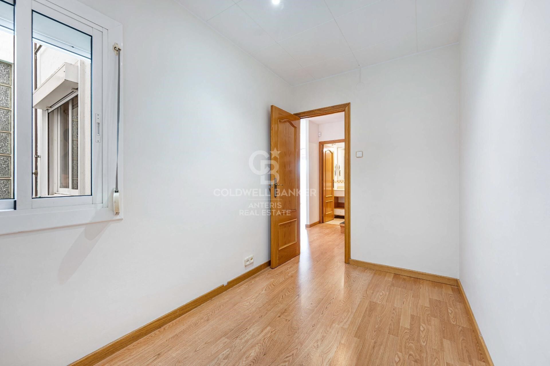 Duplex Penthouse with Two Terraces in Vila de Gràcia