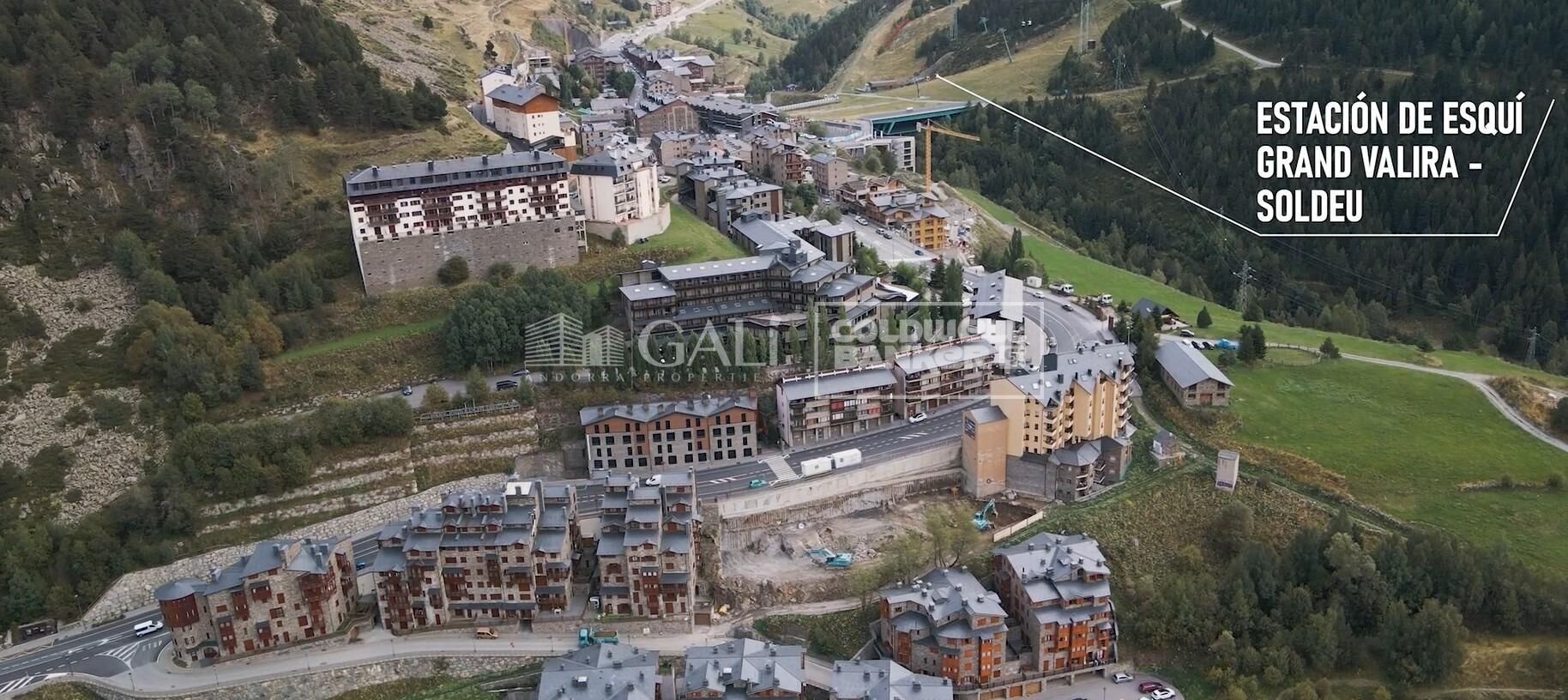 Apartment 4 Bedrooms Rent Canillo