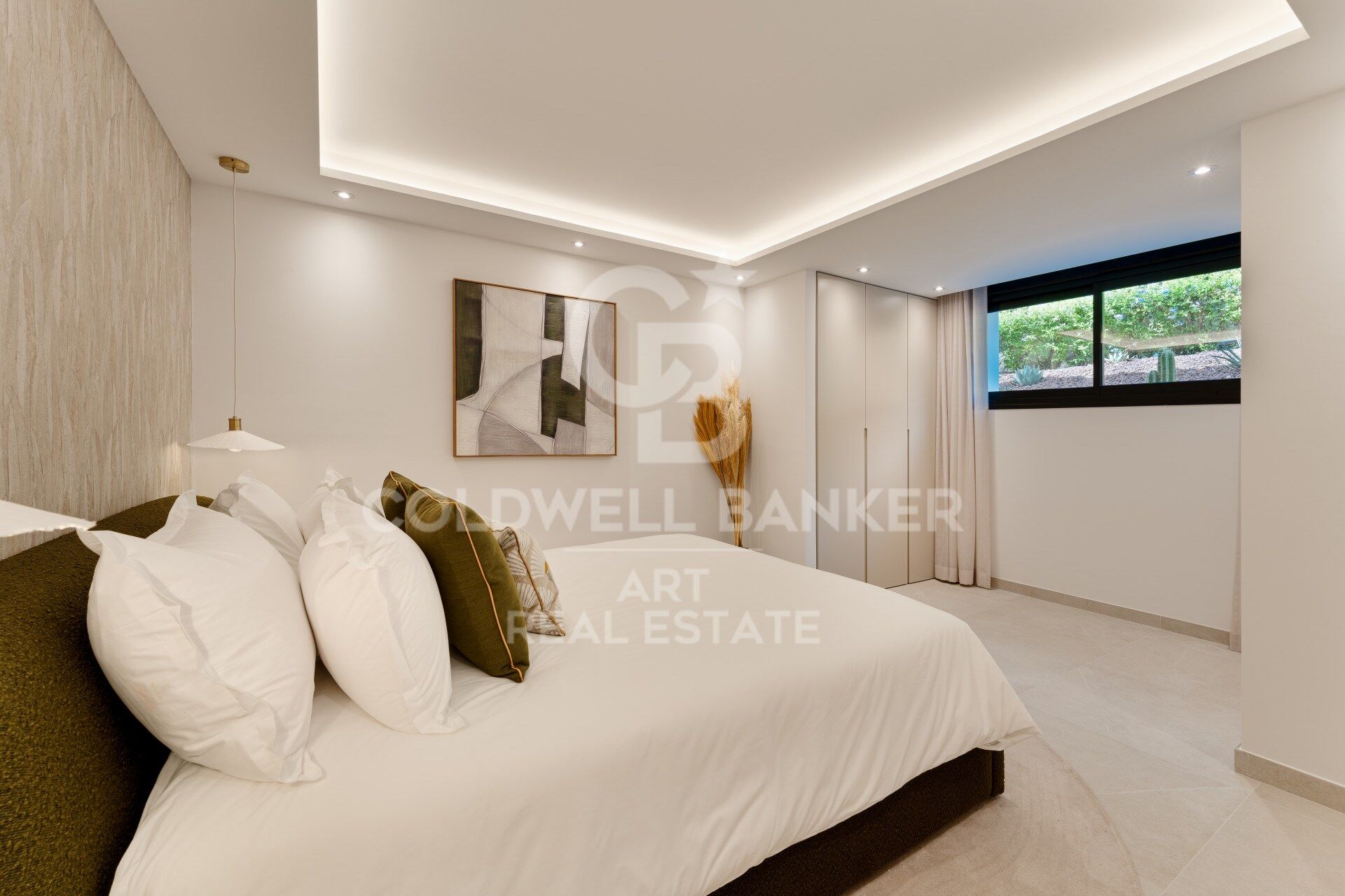 Villa 4 Schlafzimmer, 2 Stockwerke Verkauf Marbella