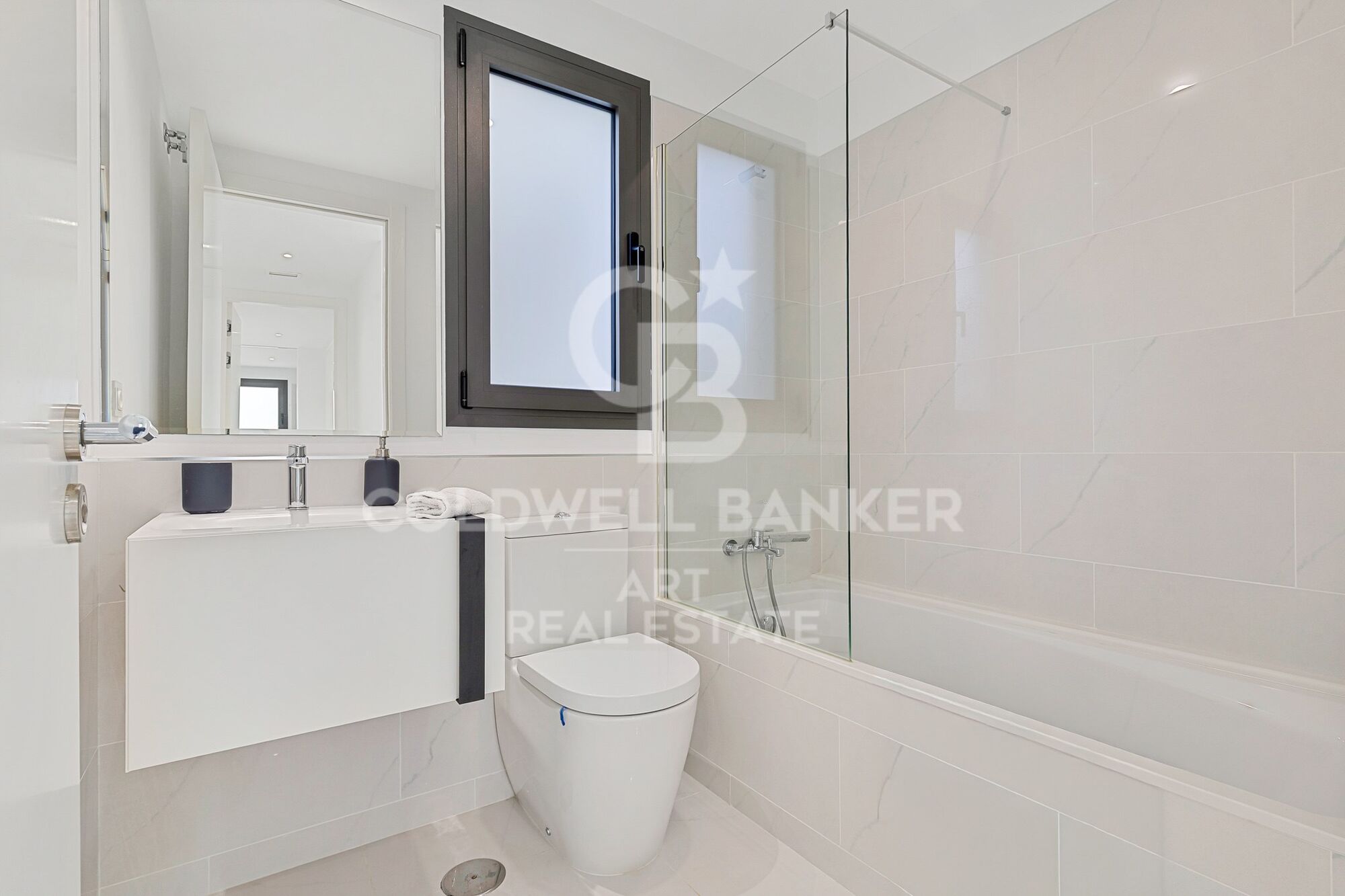 Appartement exclusif de 3 chambres à louer à Nueva Atalaya