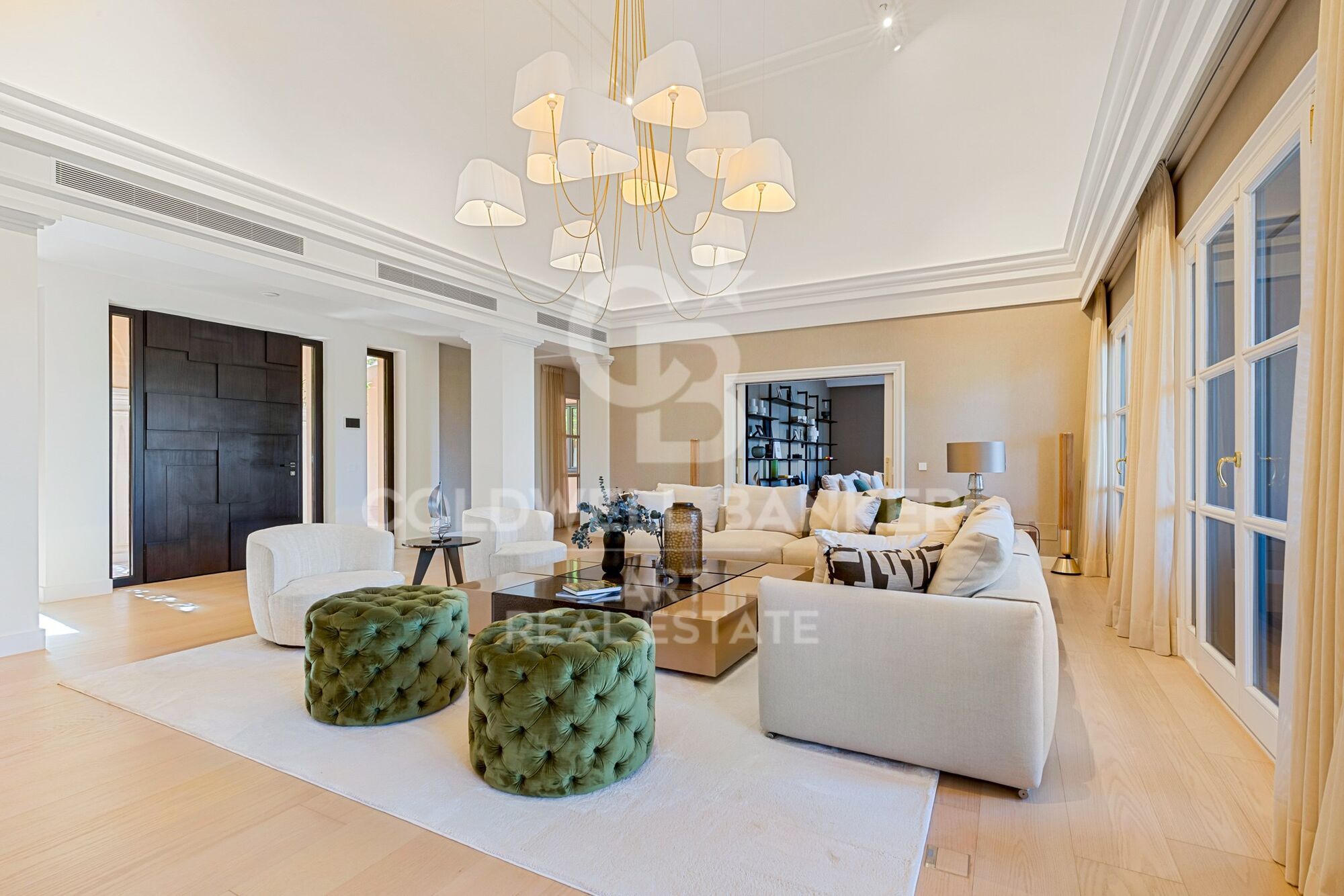 Exceptionnelle villa de luxe entièrement rénovée avec d'impressionnantes vues panoramiques sur la mer à Villa Padierna