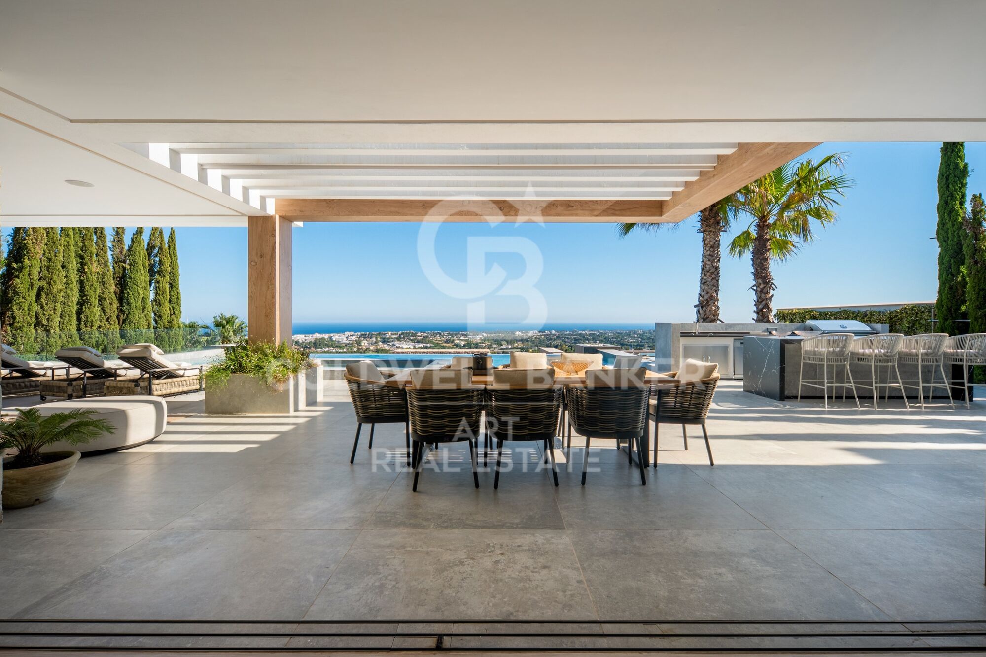 Exclusiva residencia contemporánea con vistas al mar en The Hills, La Quinta