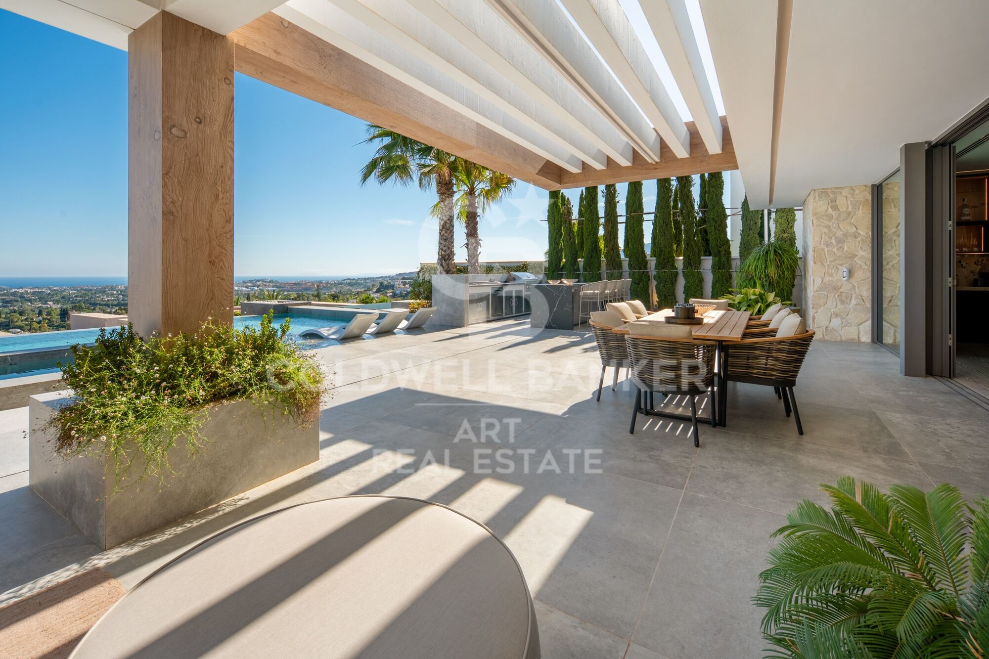 Exclusiva residencia contemporánea con vistas al mar en The Hills, La Quinta
