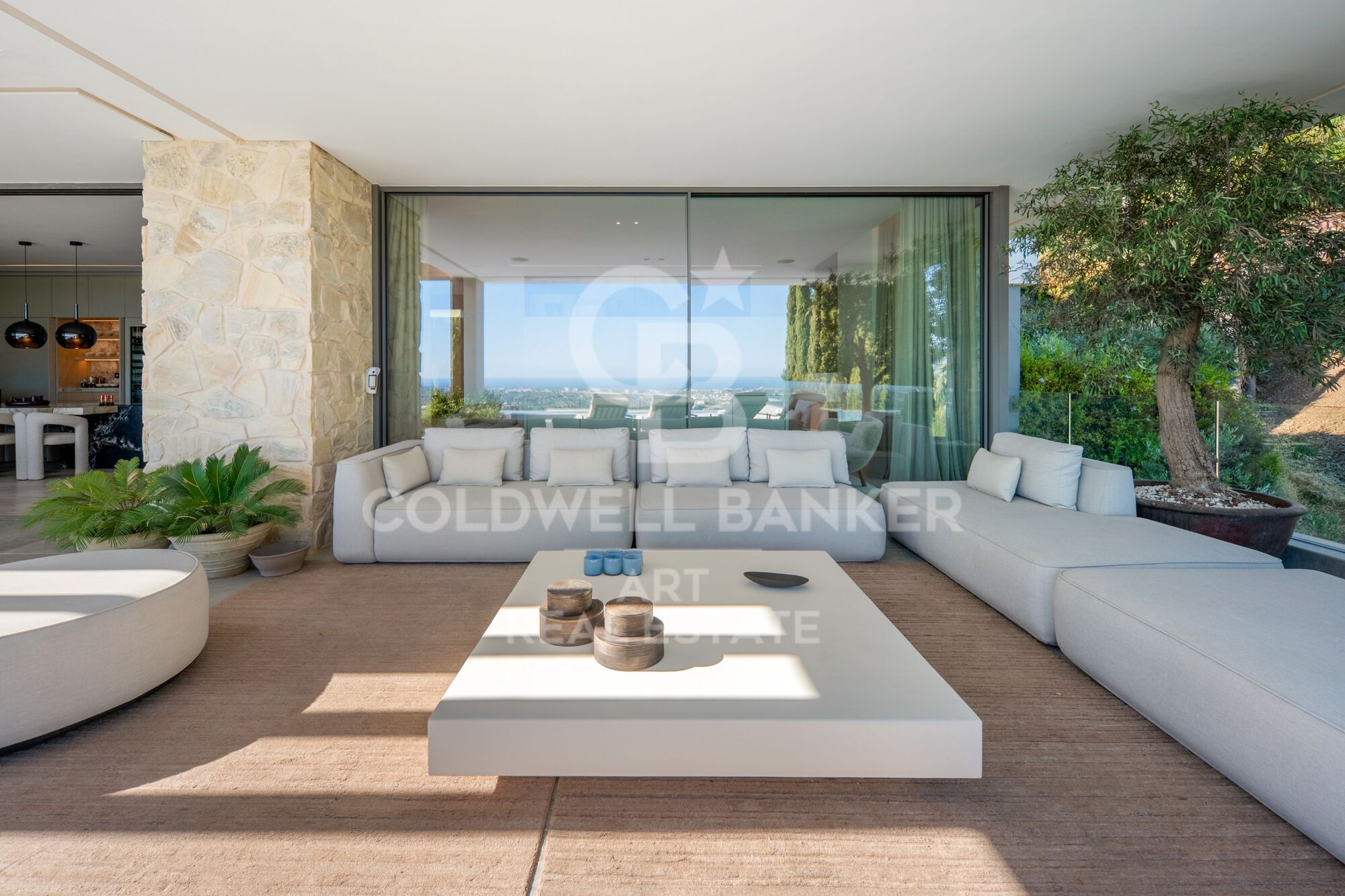 Exclusiva residencia contemporánea con vistas al mar en The Hills, La Quinta