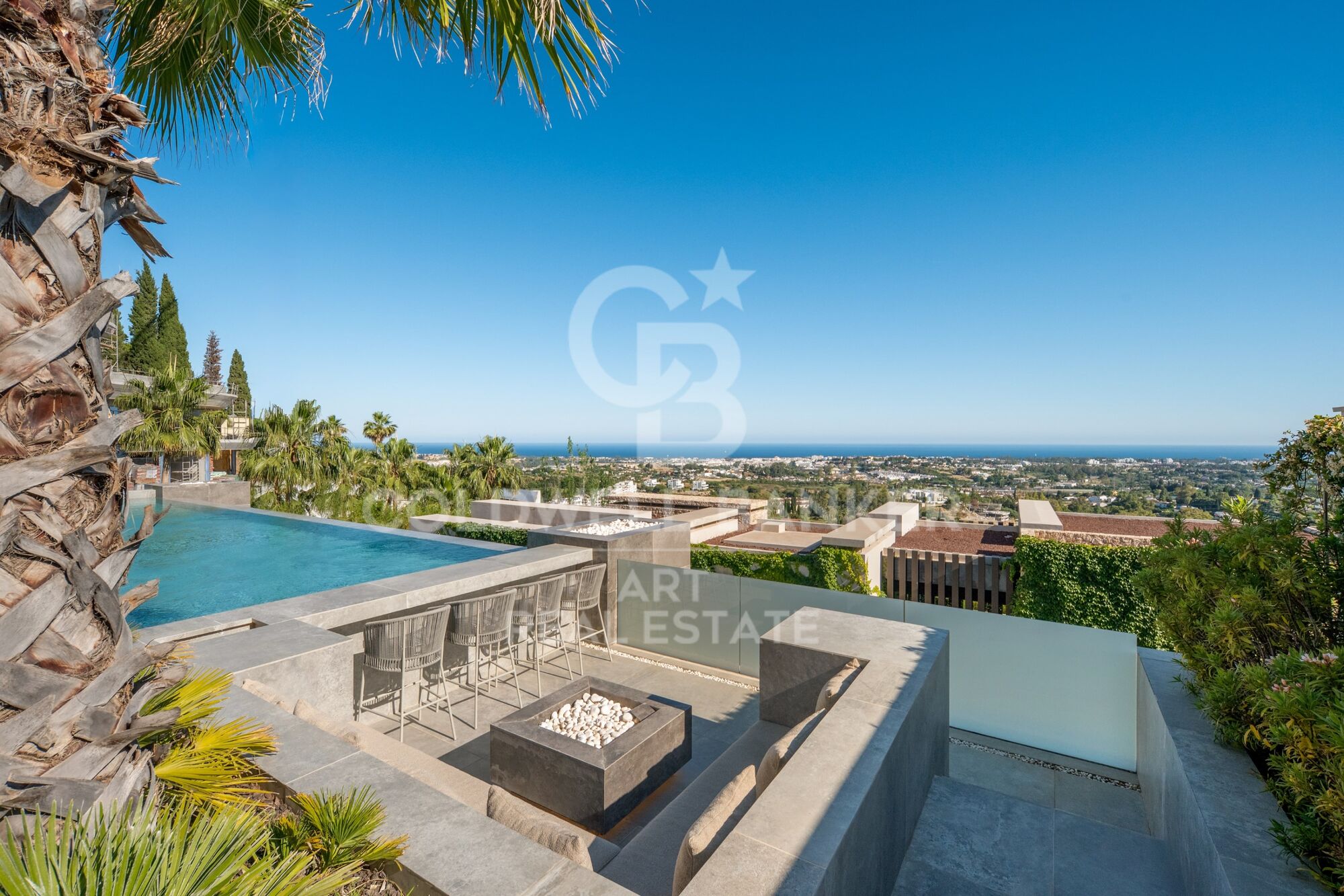 Exclusiva residencia contemporánea con vistas al mar en The Hills, La Quinta