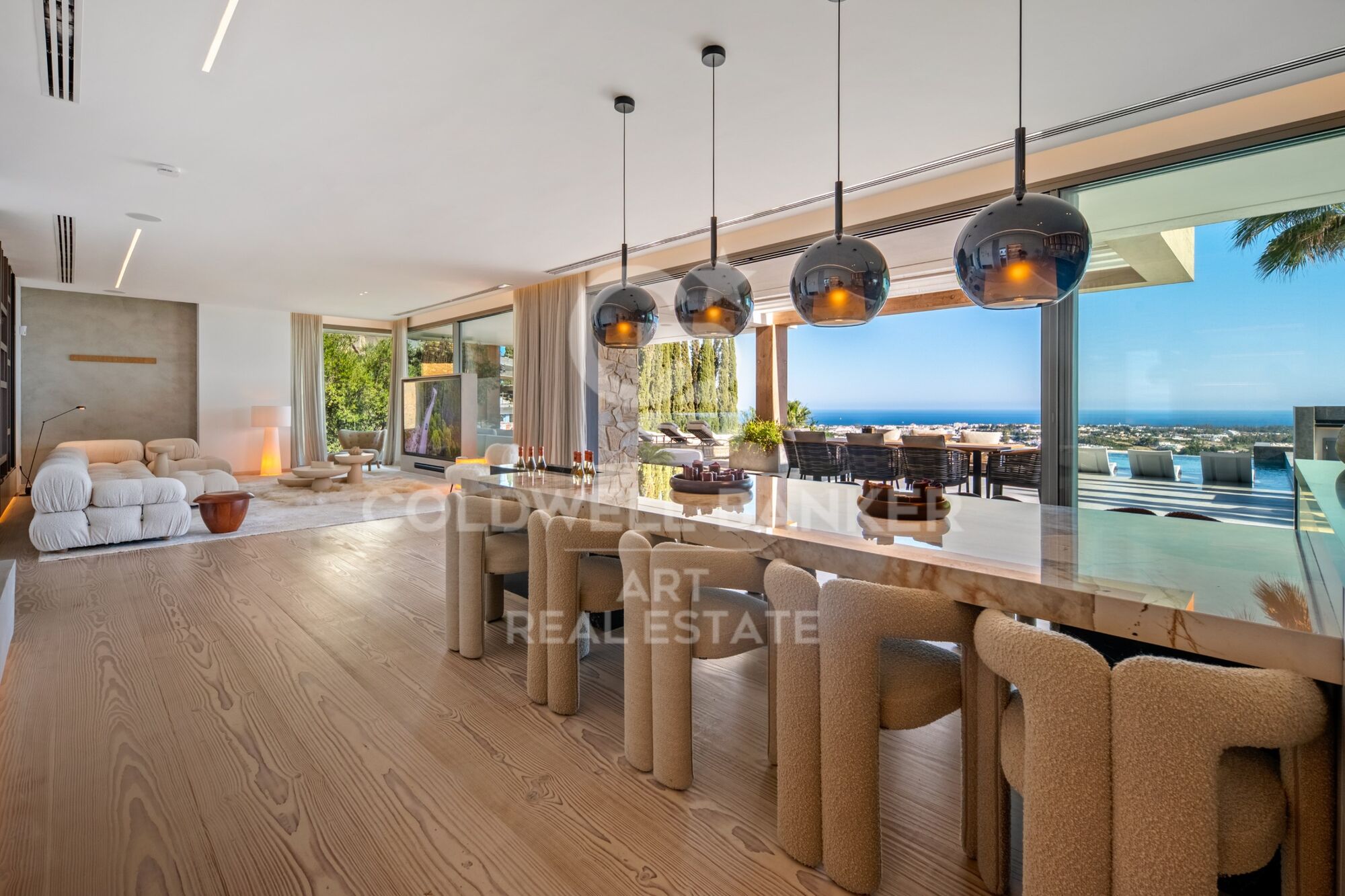 Exclusiva residencia contemporánea con vistas al mar en The Hills, La Quinta