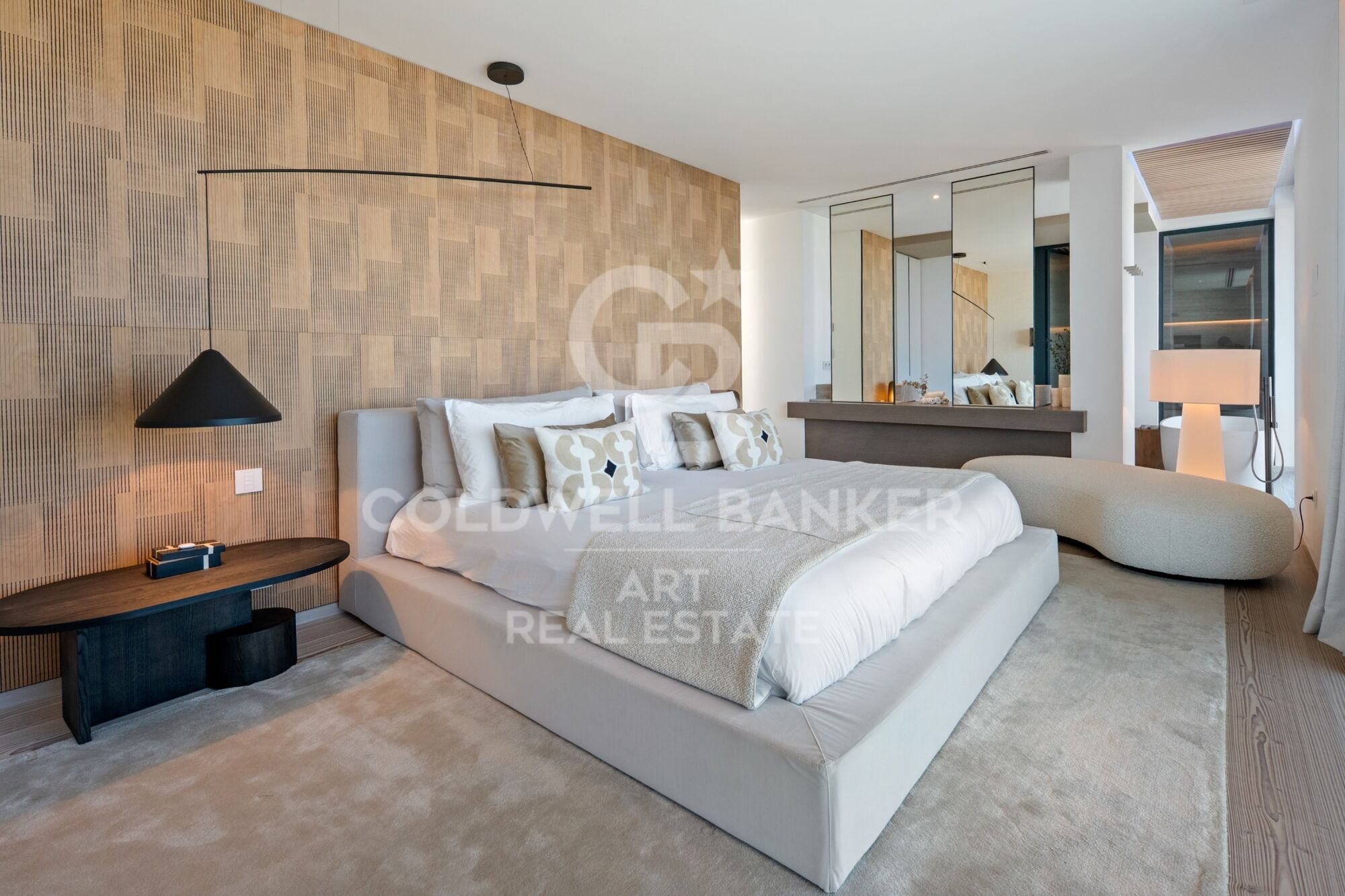 Exclusiva residencia contemporánea con vistas al mar en The Hills, La Quinta