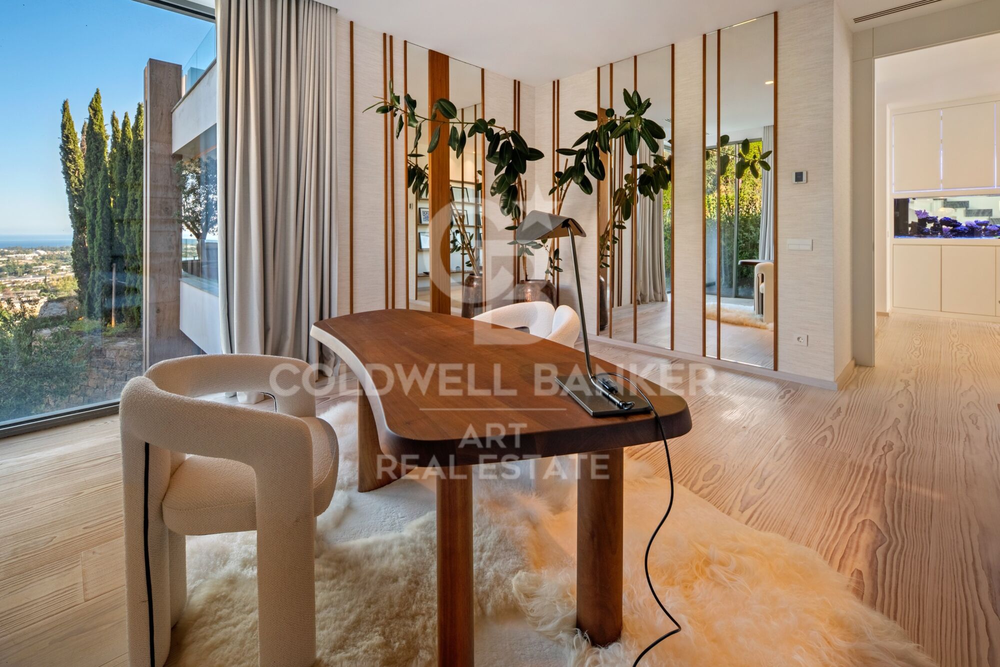 Exclusiva residencia contemporánea con vistas al mar en The Hills, La Quinta