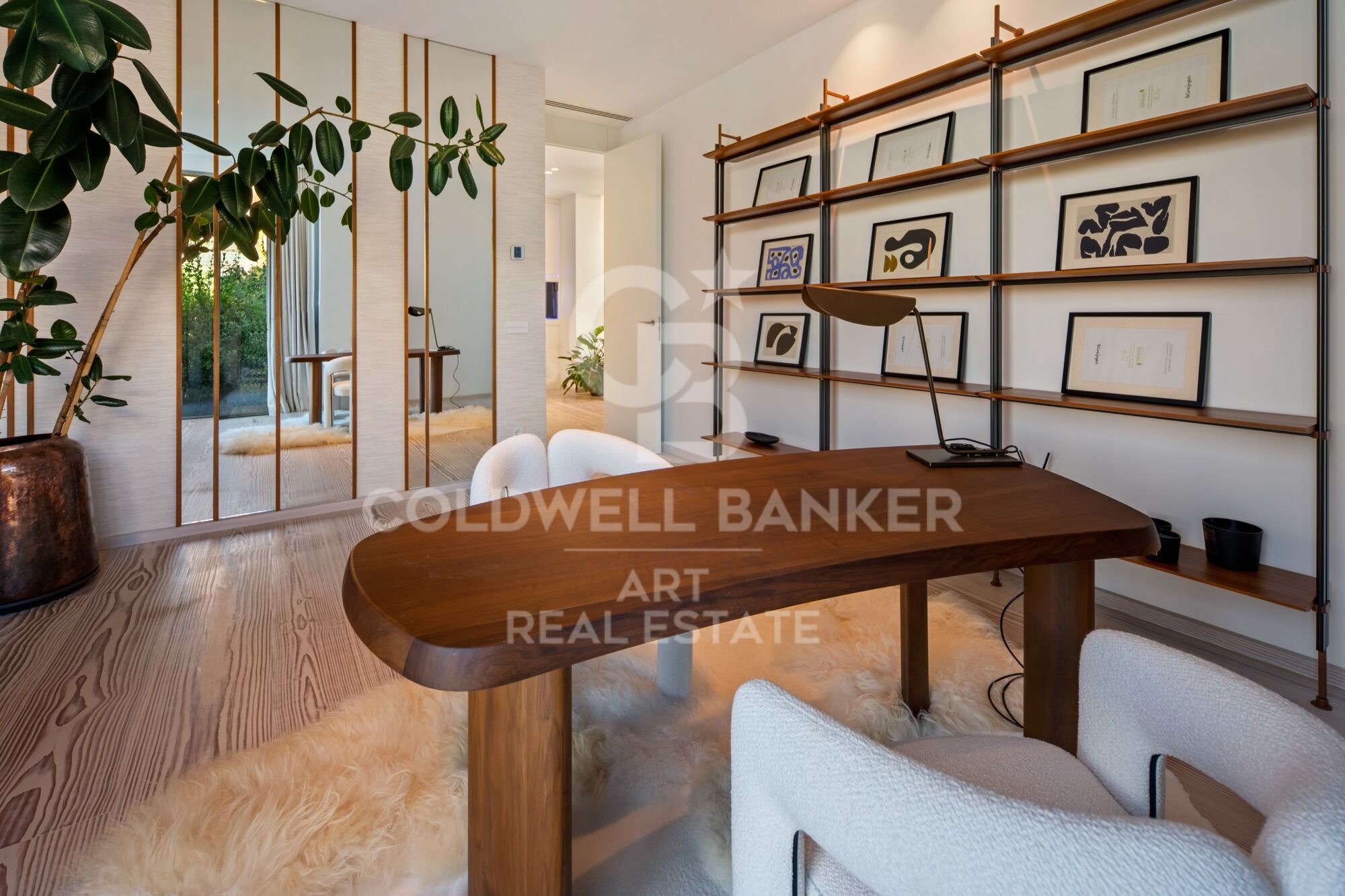 Exclusiva residencia contemporánea con vistas al mar en The Hills, La Quinta