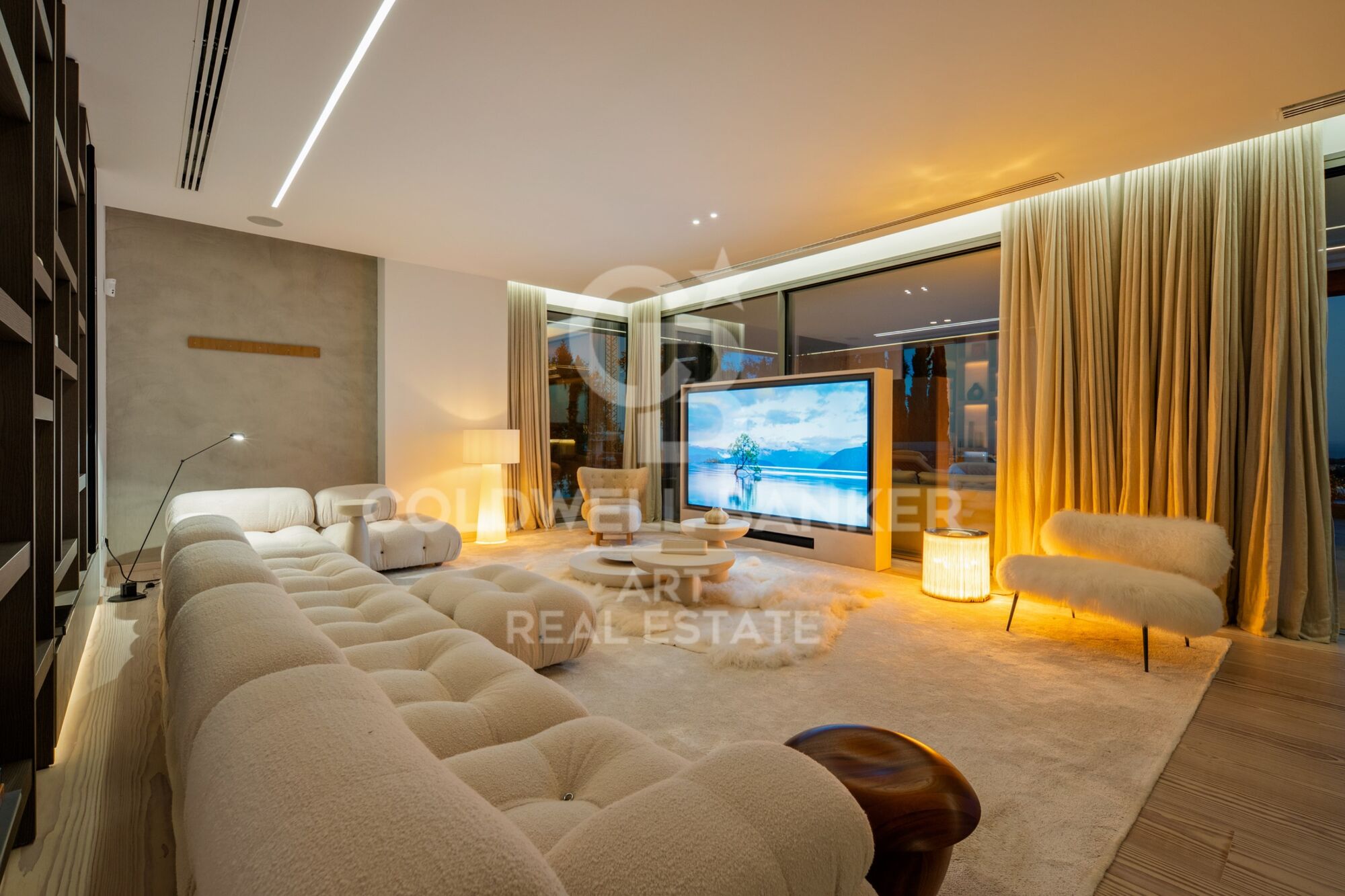 Exclusiva residencia contemporánea con vistas al mar en The Hills, La Quinta