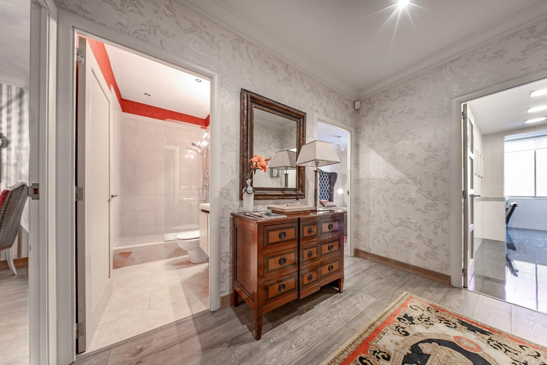 Exclusivo piso en Enric Granados - amueblado y decorado con gusto exquisito