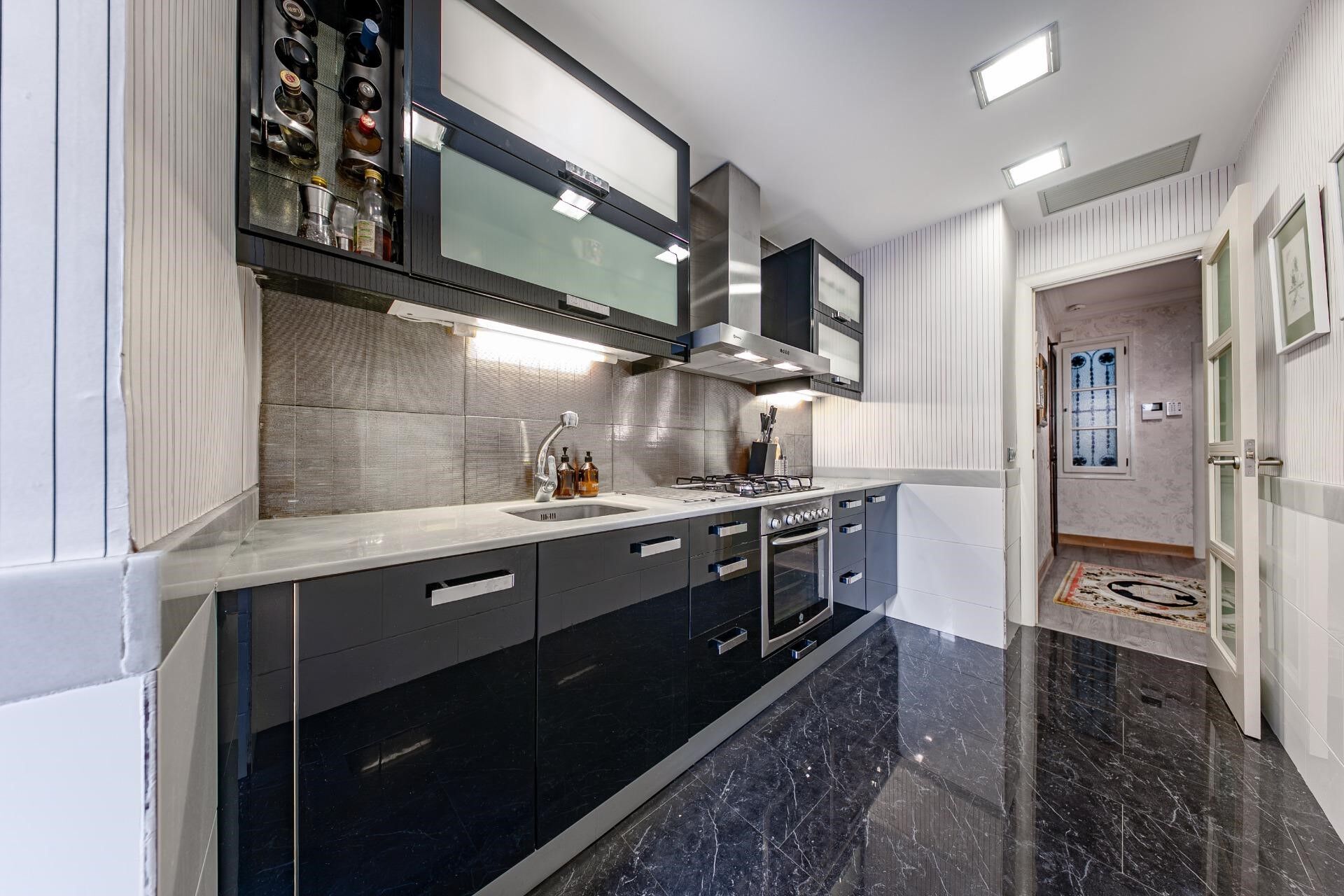 Exclusivo piso en Enric Granados - amueblado y decorado con gusto exquisito