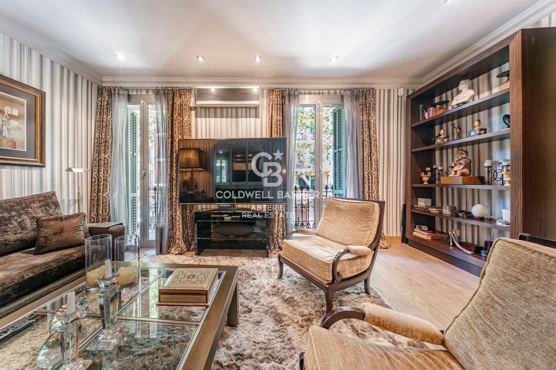 Exclusivo piso en Enric Granados - amueblado y decorado con gusto exquisito