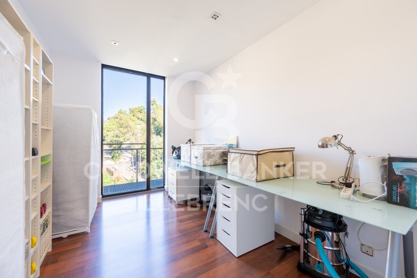 Wonderful, super bright house with garden in a privileged environment