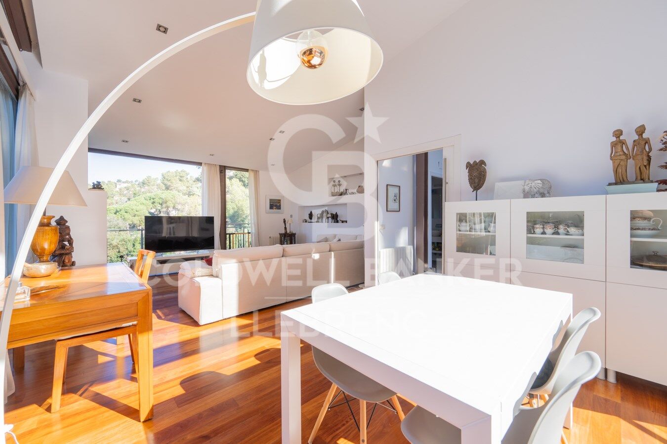 Maravillosa casa super luminosa con jardín en un entorno privilegiado