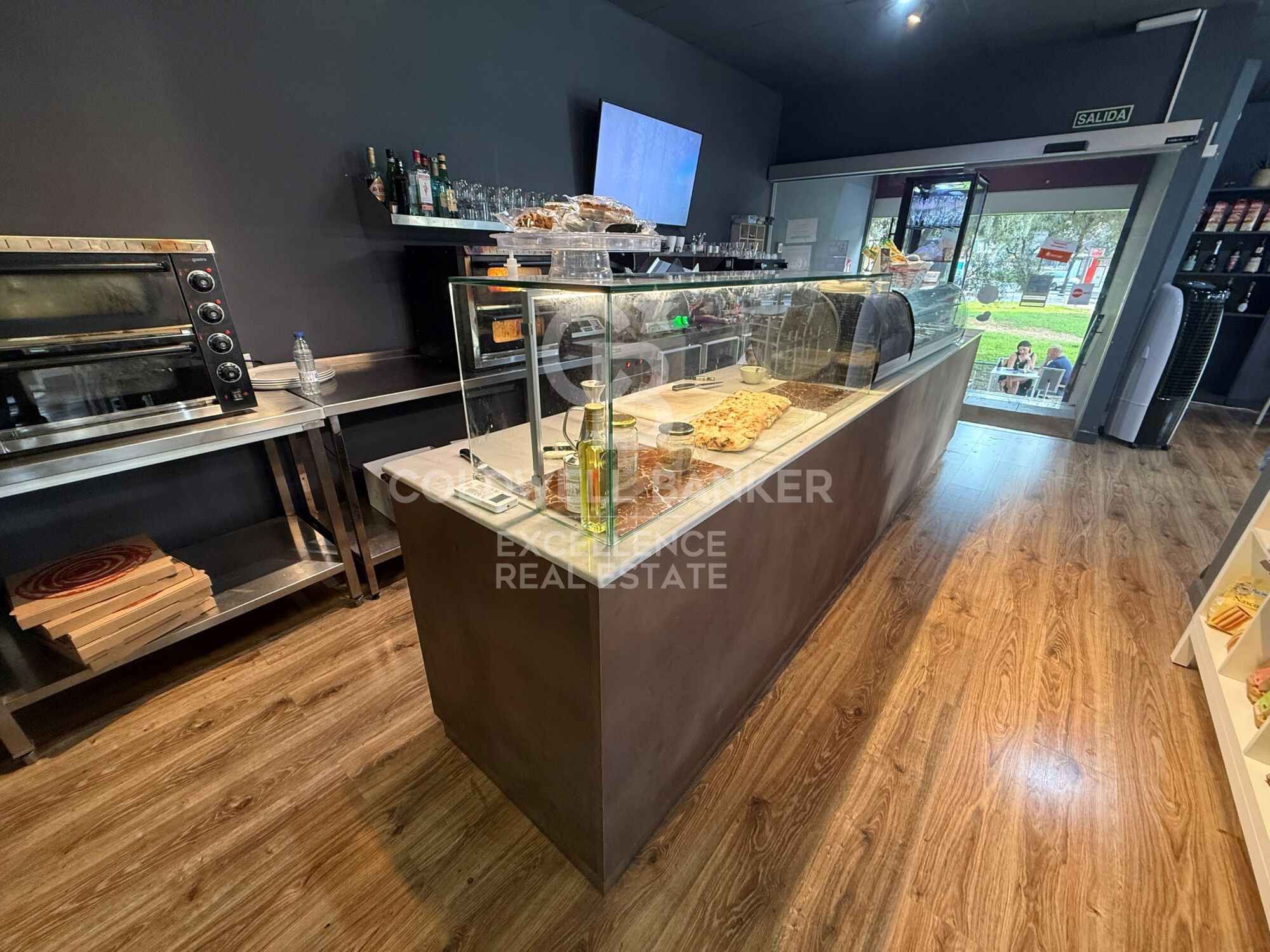 Pierino | Restaurant Italien Premium à Reprendre face au Stade Mestalla avec une Marque Reconnue