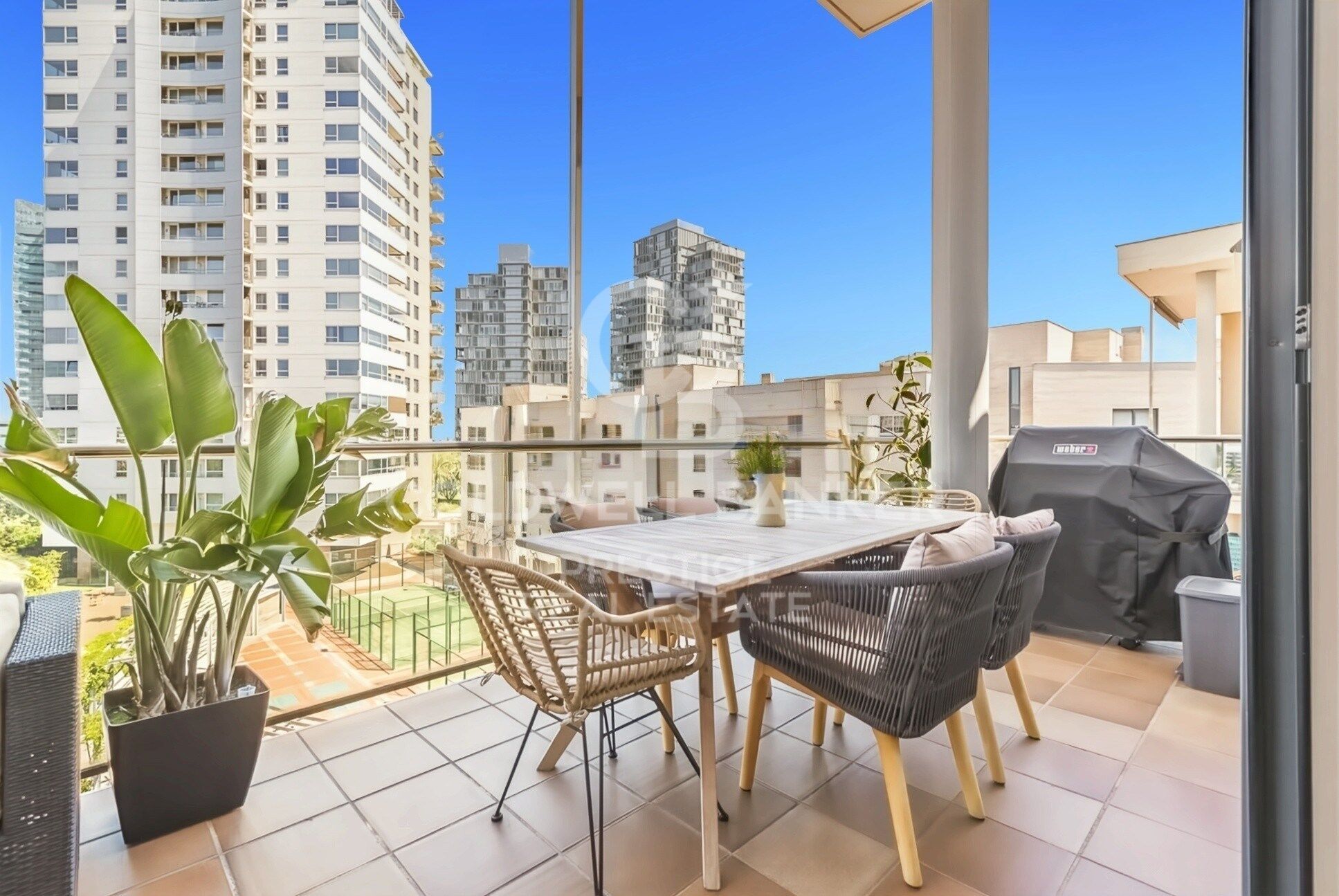 Penthouse with Terrace in Illa del Bosc, Diagonal Mar