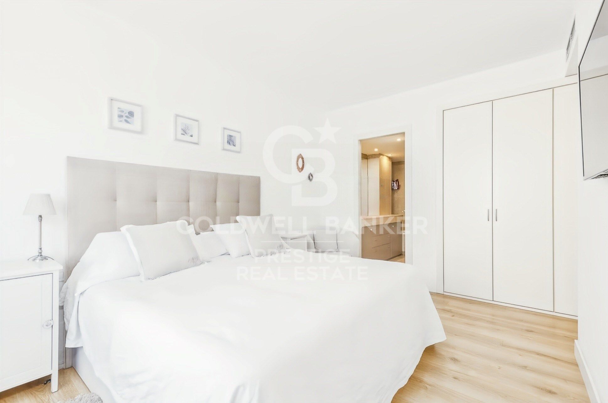 Penthouse with Terrace in Illa del Bosc, Diagonal Mar