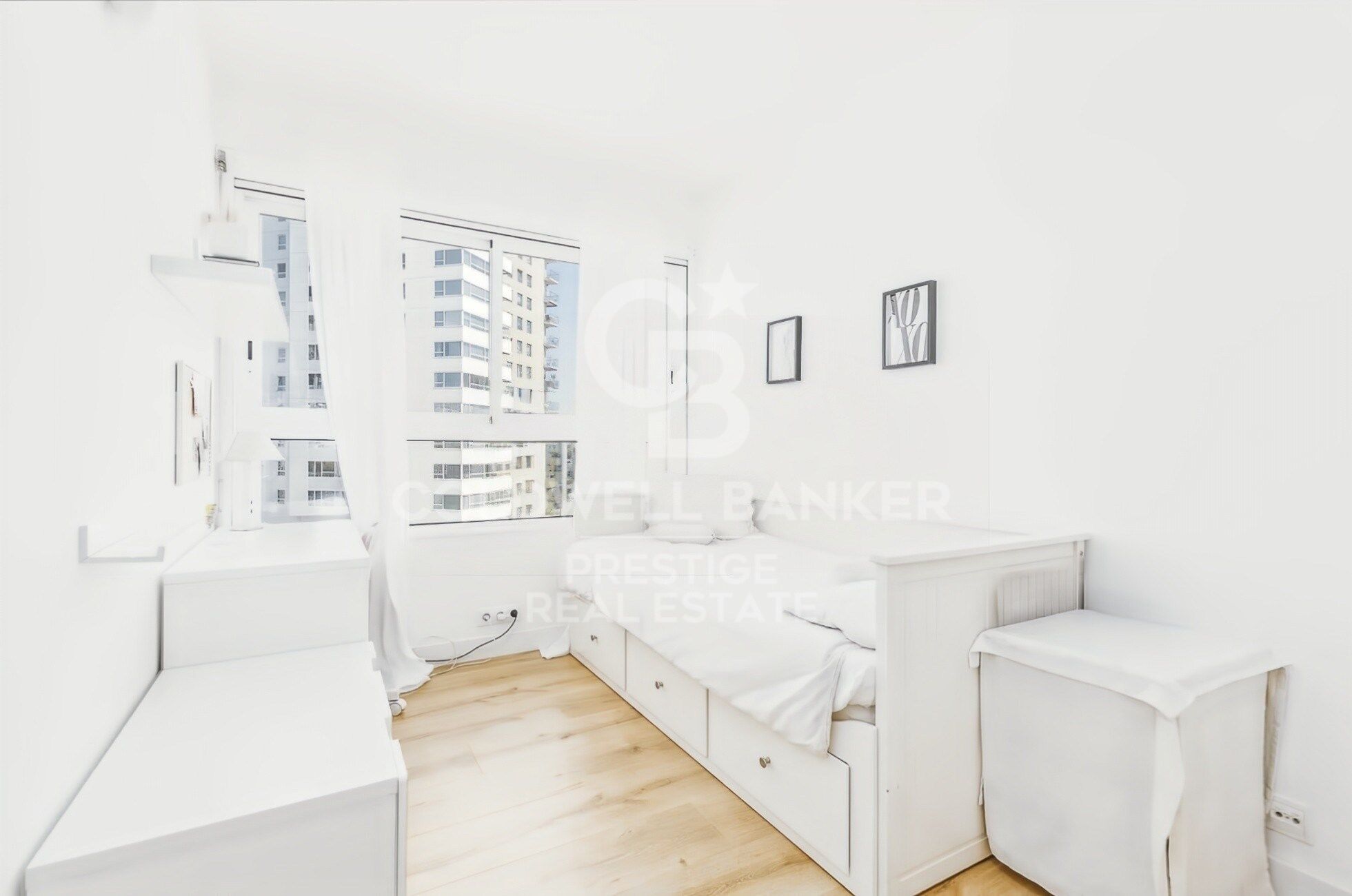 Penthouse with Terrace in Illa del Bosc, Diagonal Mar