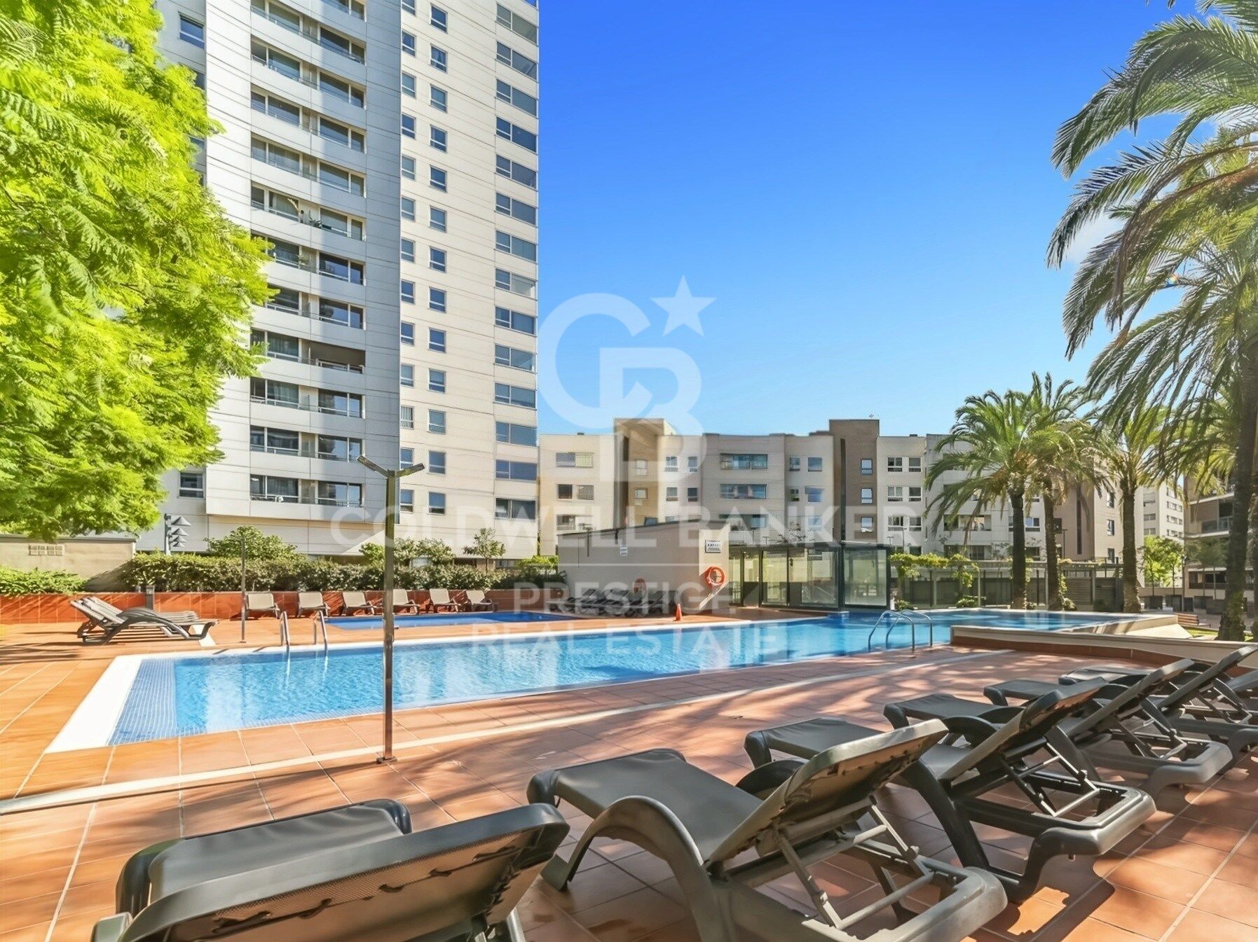Penthouse with Terrace in Illa del Bosc, Diagonal Mar