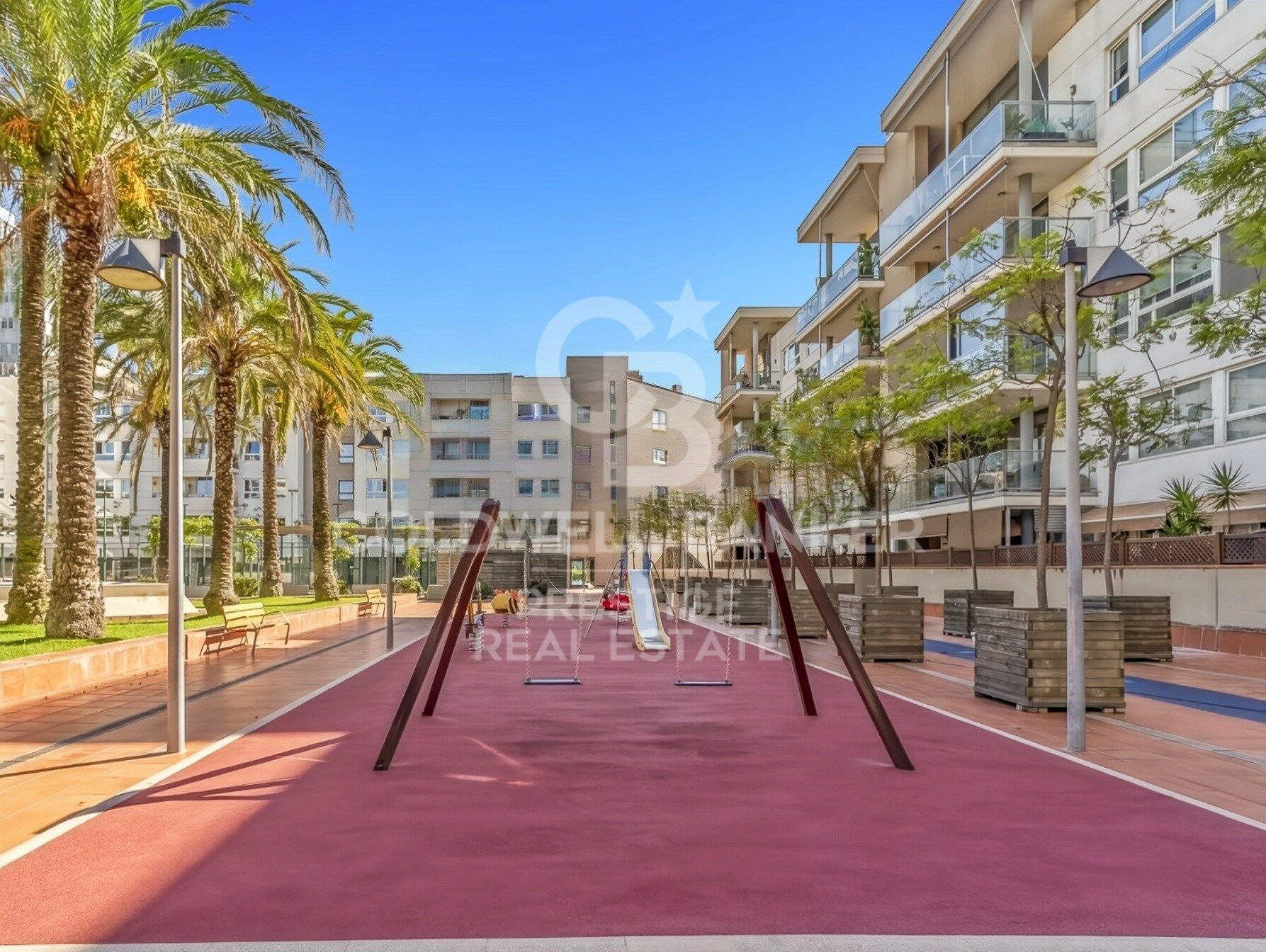 Penthouse with Terrace in Illa del Bosc, Diagonal Mar