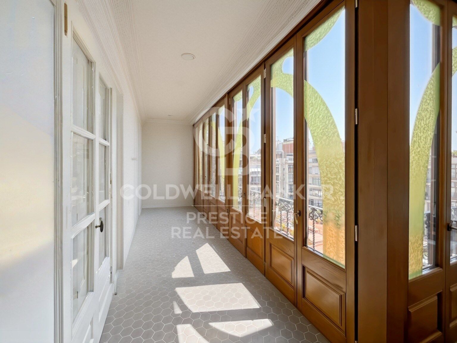 For sale Exclusive Modernist Apartment in Casa Burés, Eixample Dreta