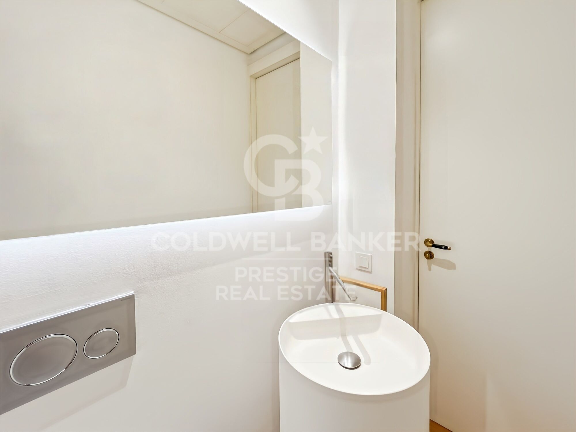 For sale Exclusive Modernist Apartment in Casa Burés, Eixample Dreta