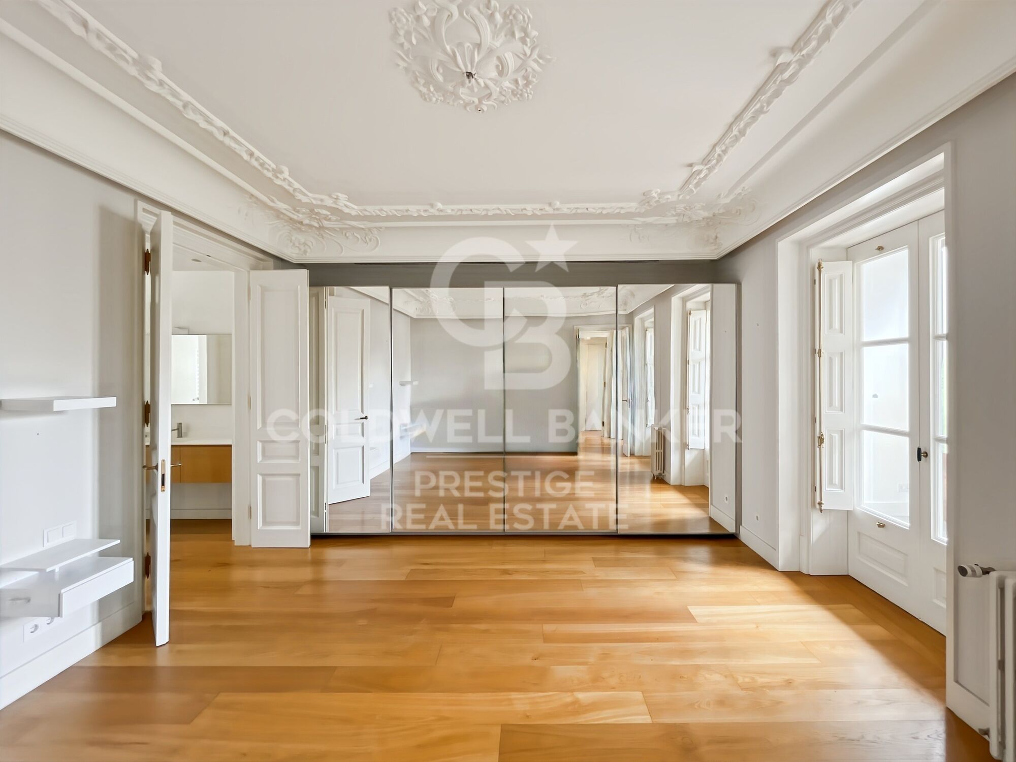 For sale Exclusive Modernist Apartment in Casa Burés, Eixample Dreta
