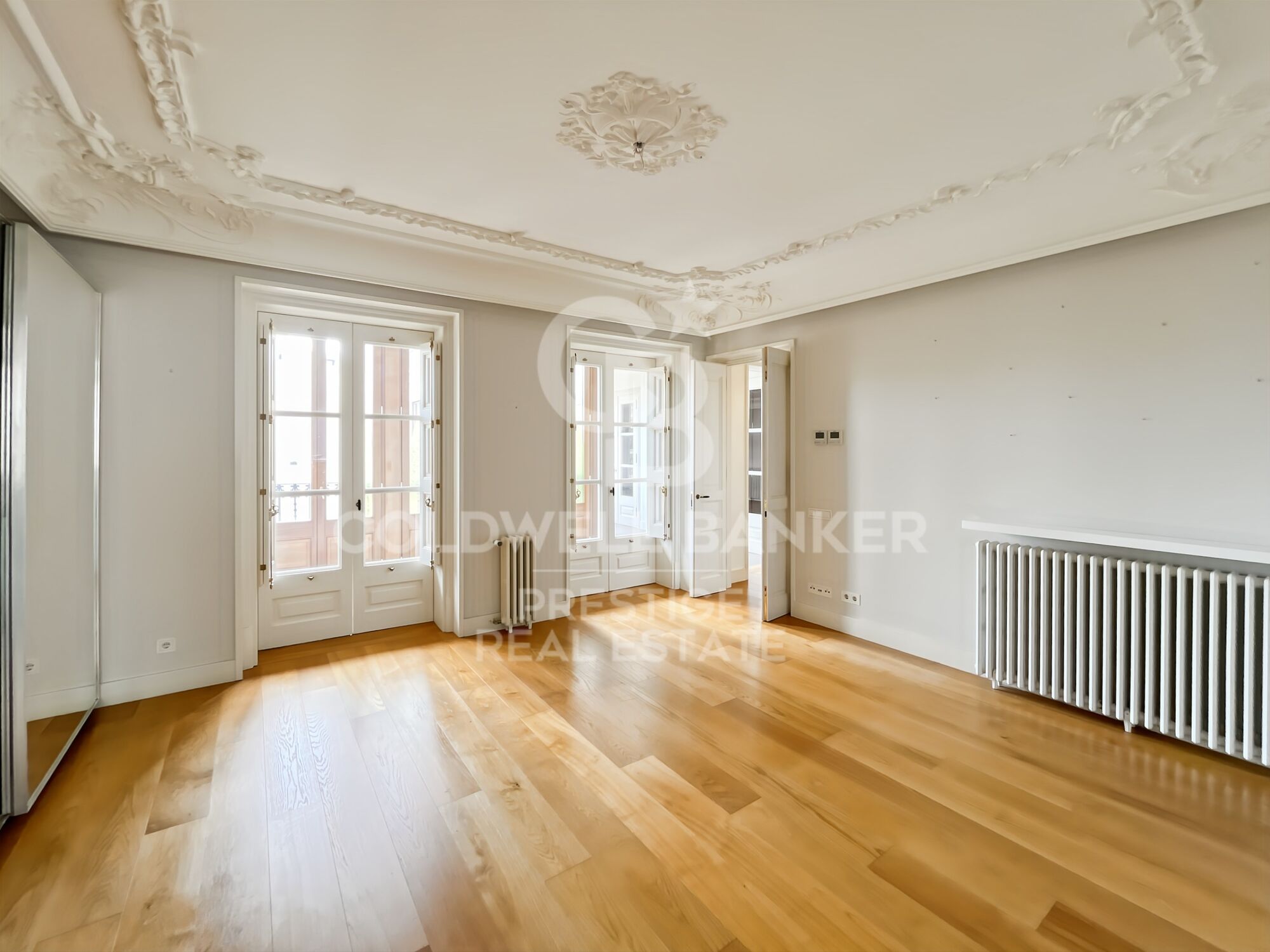 For sale Exclusive Modernist Apartment in Casa Burés, Eixample Dreta