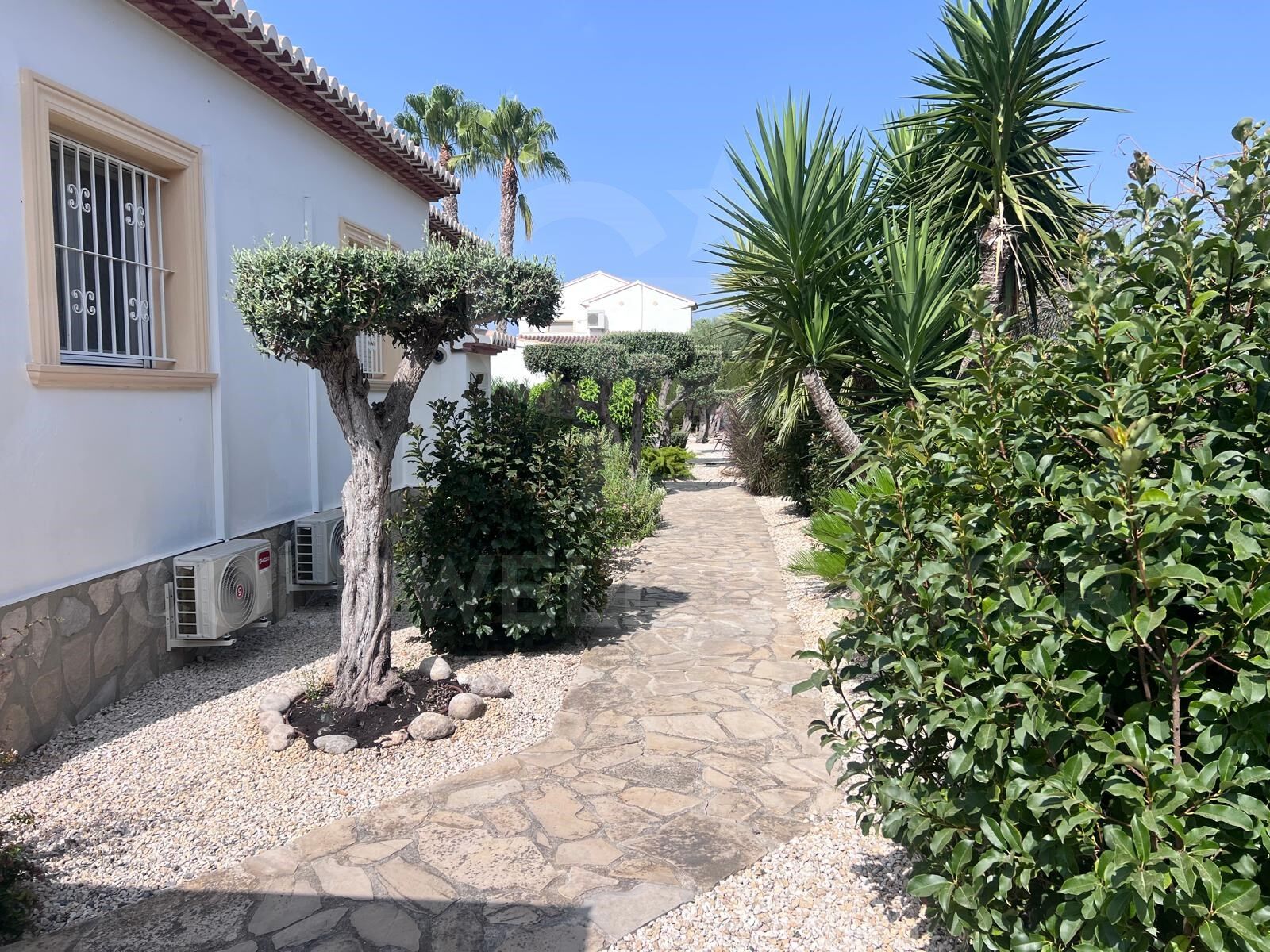 Exclusivité et tranquillité dans une villa méditerranéenne au Montgó