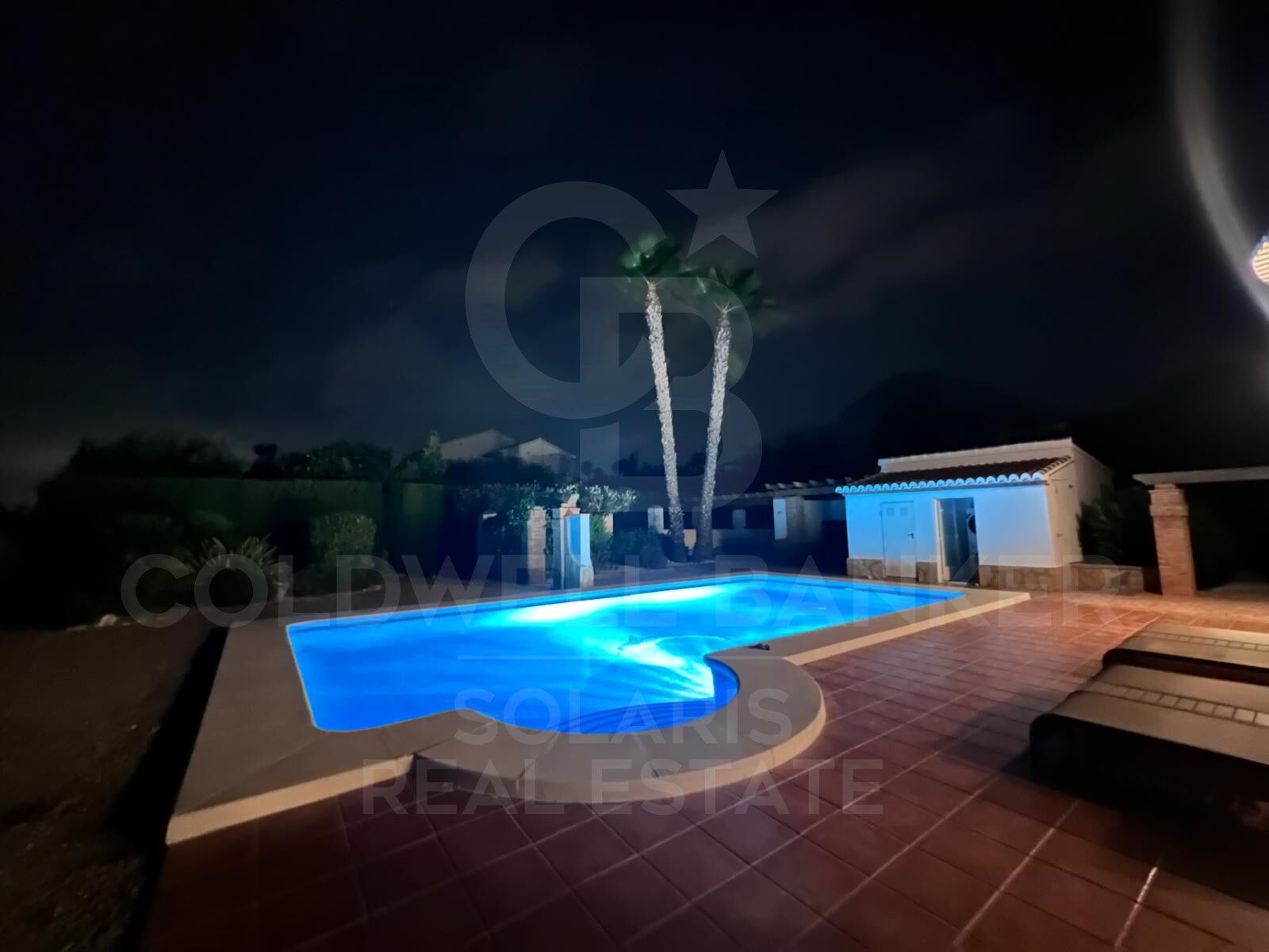 Exclusivité et tranquillité dans une villa méditerranéenne au Montgó