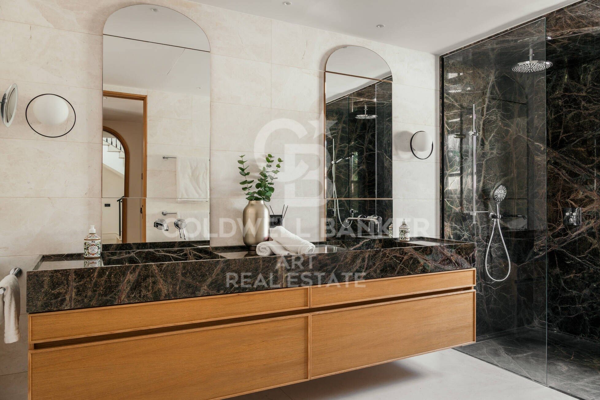 Exceptional Beachside Villa in San Pedro de Alcántara