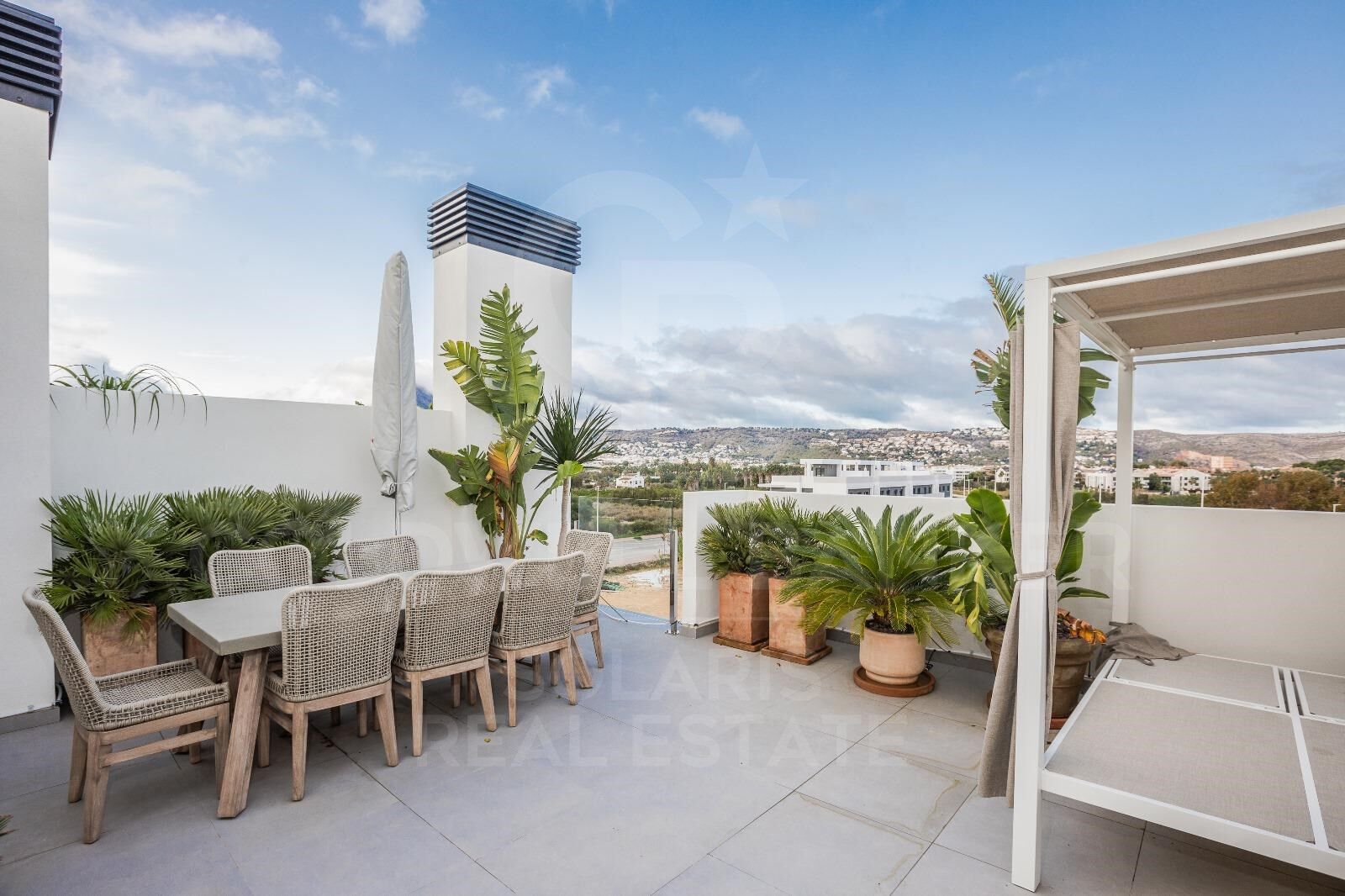 Penthouse haut de gamme avec terrasse solaire privée spectaculaire de 68 m²