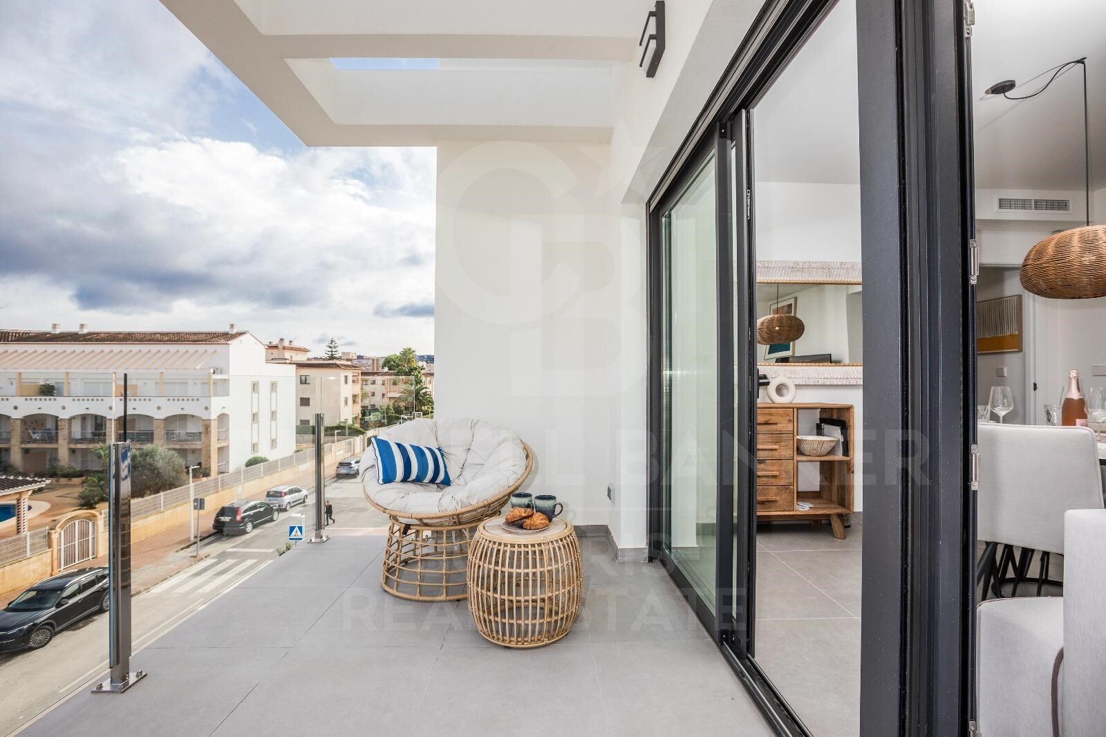 Penthouse haut de gamme avec terrasse solaire privée spectaculaire de 68 m²