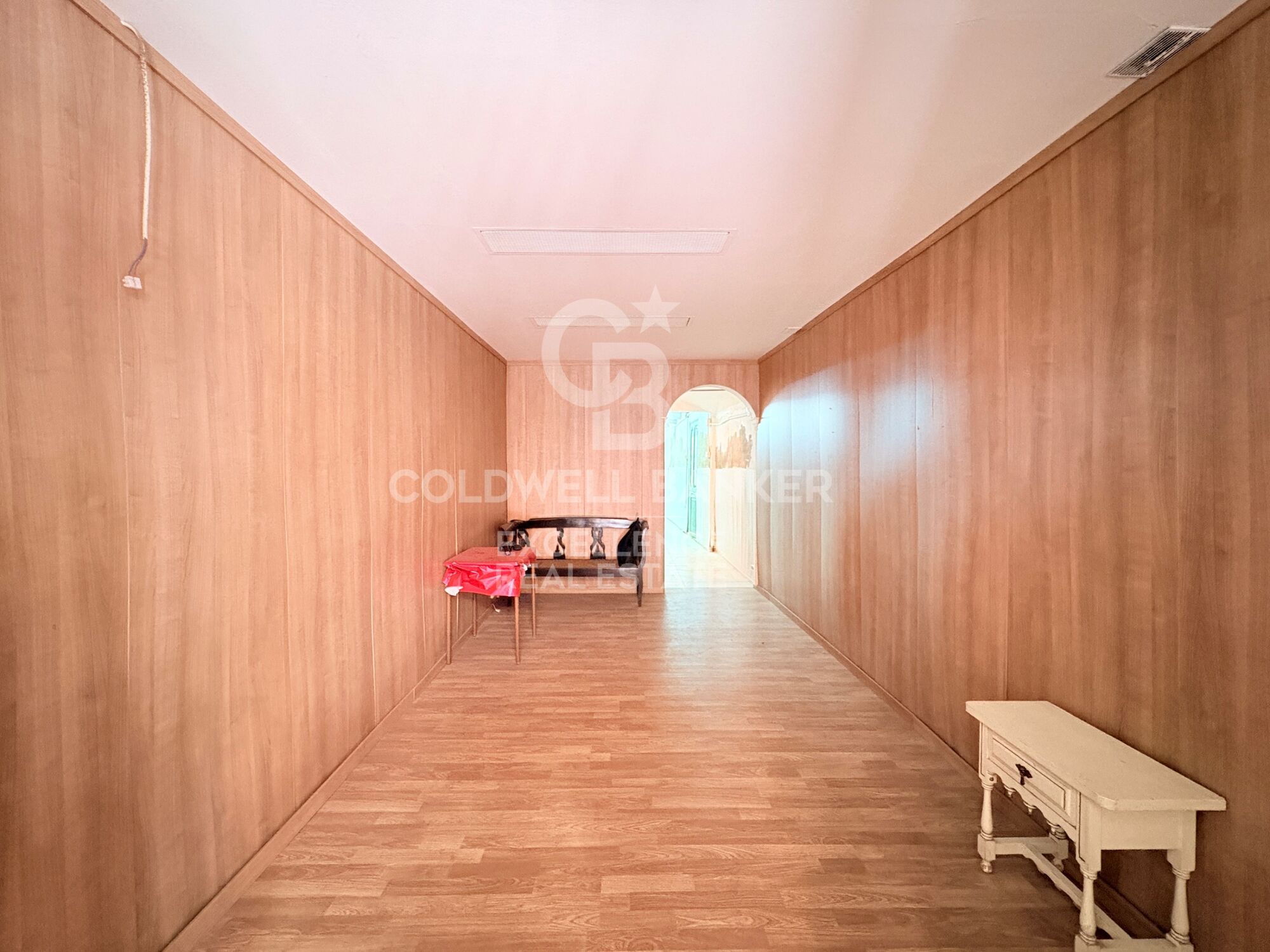 Building to be renovated of 178 m² next to Plaza Santa Clara, in the heart of Castellón