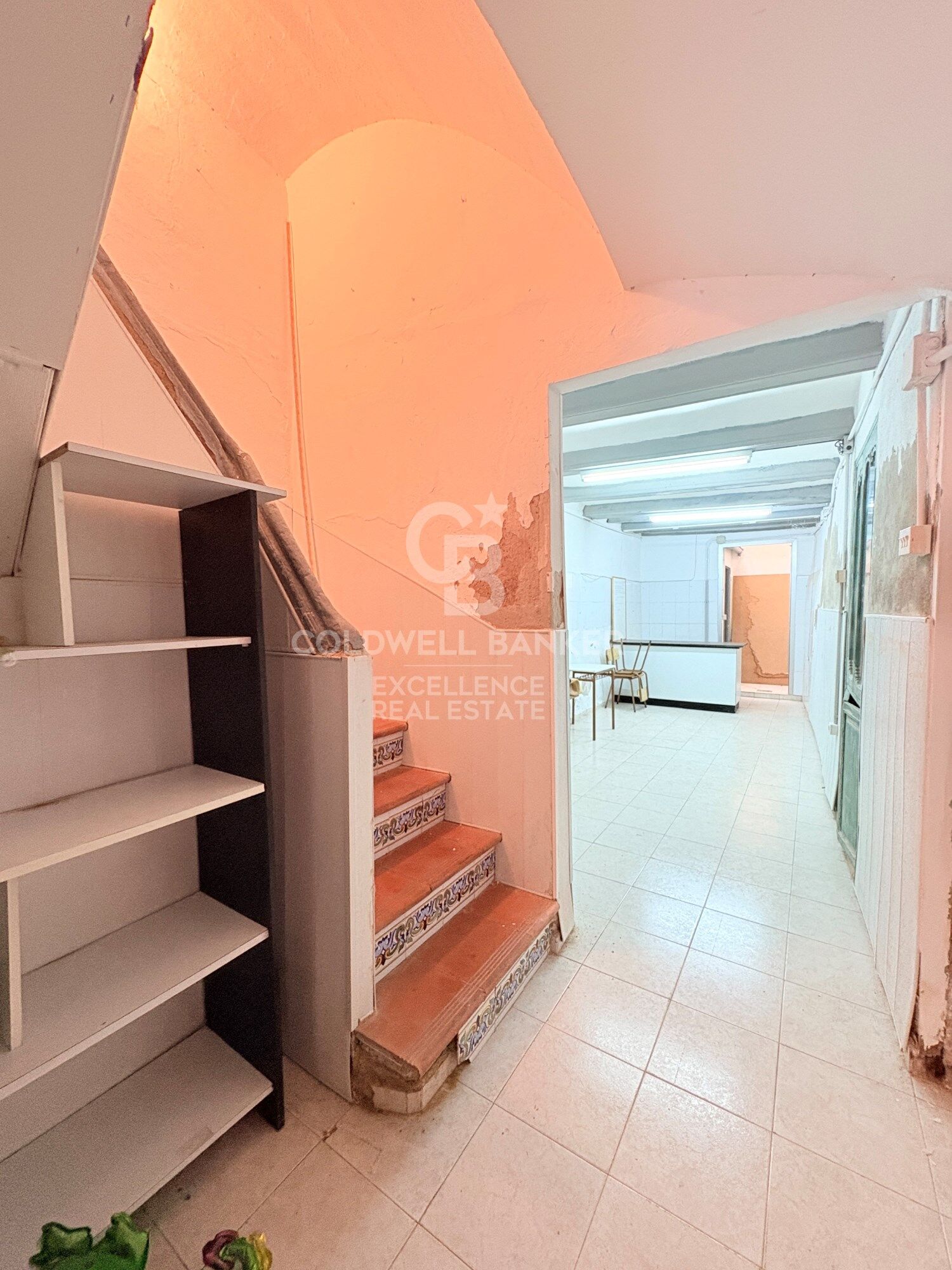 Building to be renovated of 178 m² next to Plaza Santa Clara, in the heart of Castellón