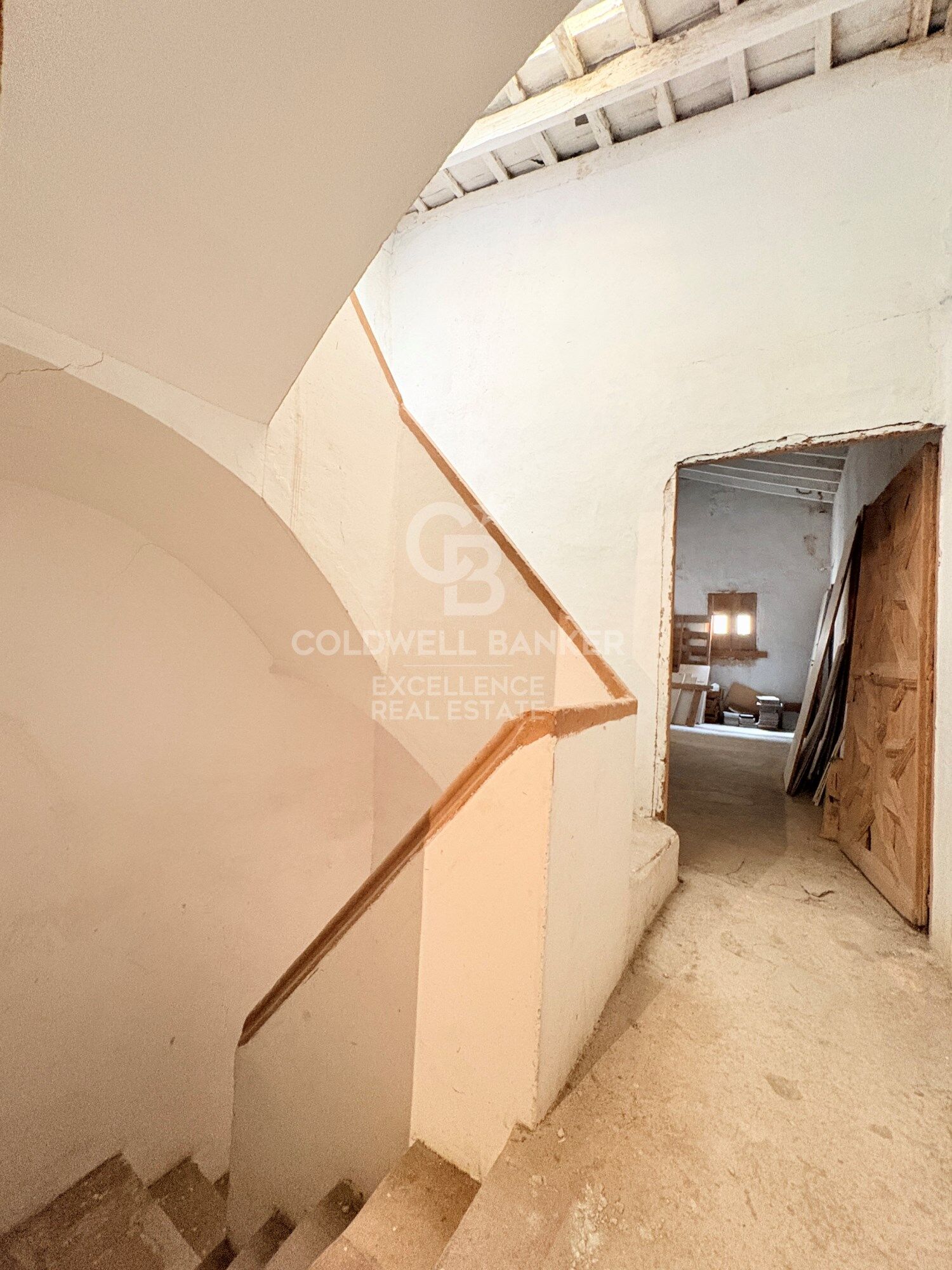 Building to be renovated of 178 m² next to Plaza Santa Clara, in the heart of Castellón