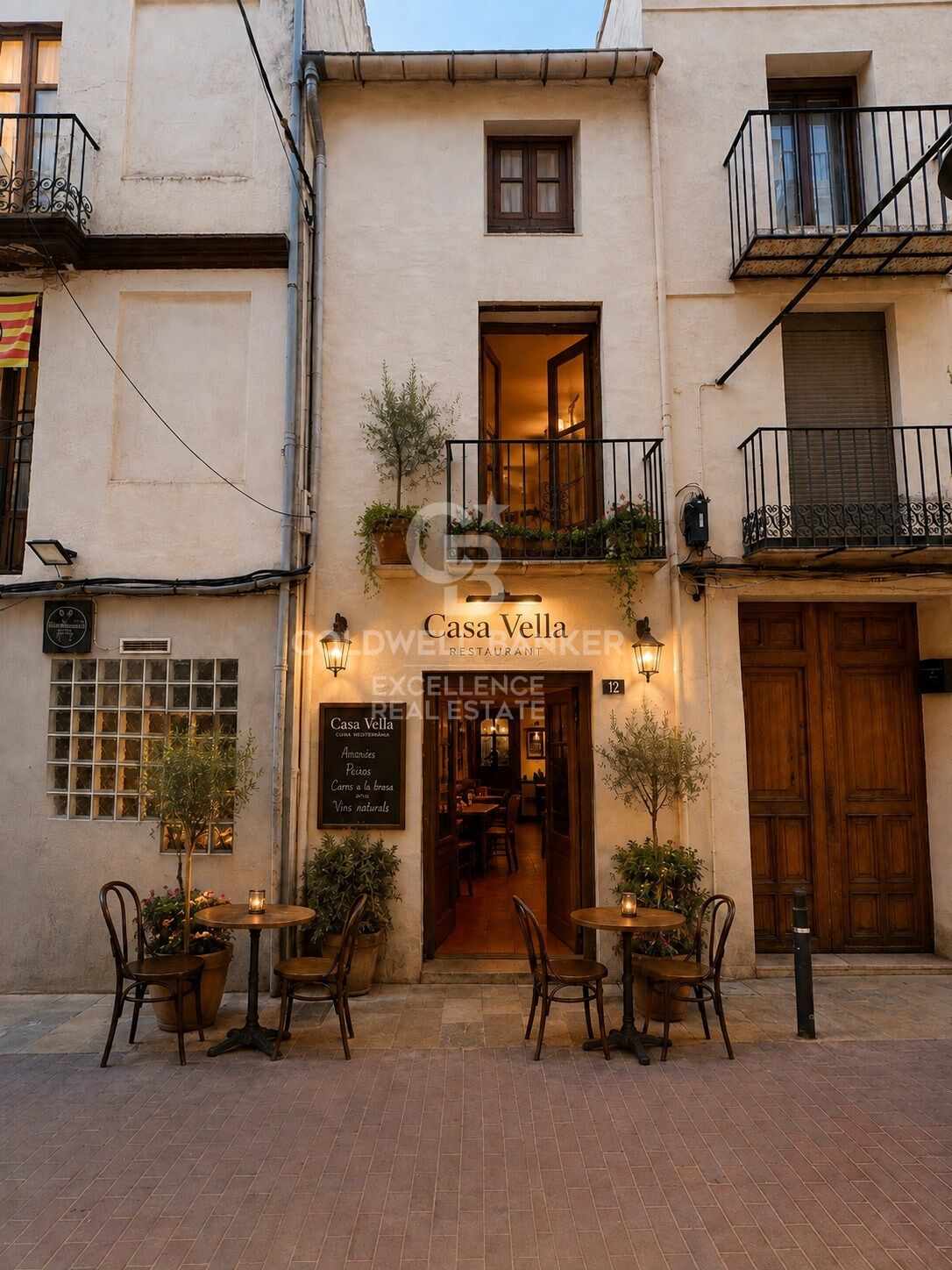 Building to be renovated of 178 m² next to Plaza Santa Clara, in the heart of Castellón