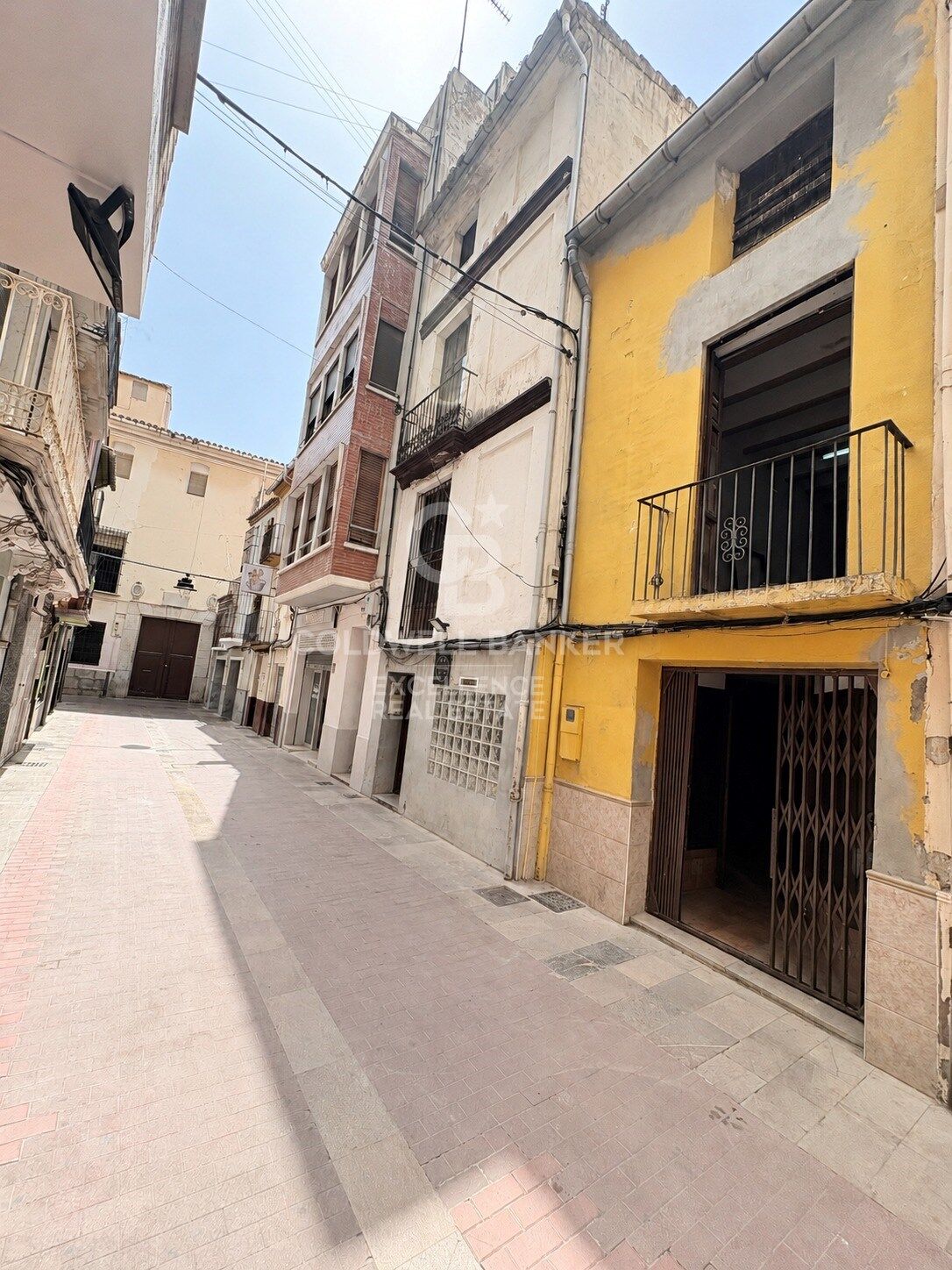 Building to be renovated of 178 m² next to Plaza Santa Clara, in the heart of Castellón