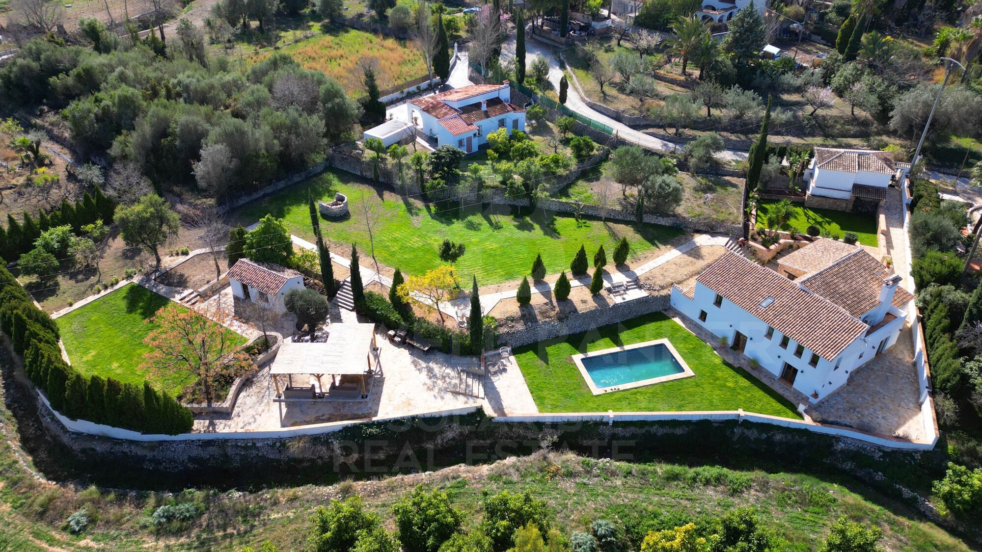 Finca im Orba-Tal - eine Oase der Ruhe und Schönheit