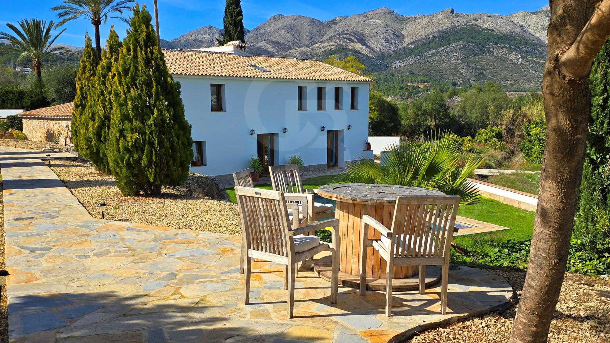 Finca en el Valle de Orba - Un Refugio de Paz y Belleza
