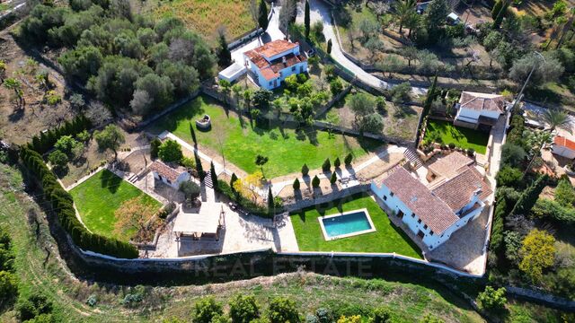 Finca im Orba-Tal - eine Oase der Ruhe und Schönheit